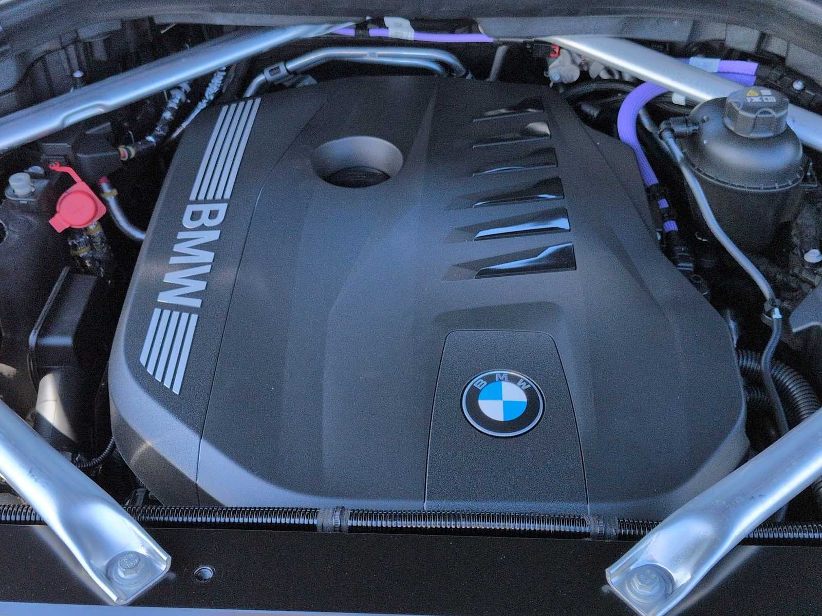 Thumbnail: 2027 BMW X7 - 15