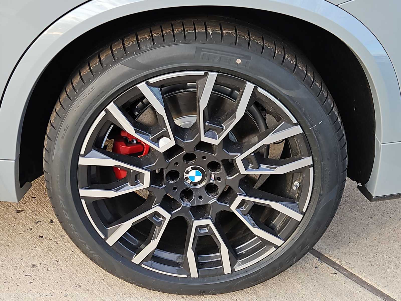 Thumbnail: 2026 BMW X5 - 13