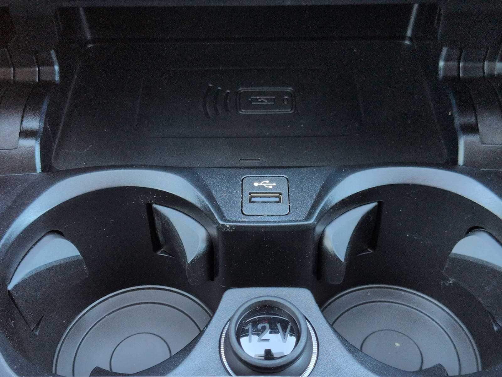 Thumbnail: 2025 BMW i4 - 34