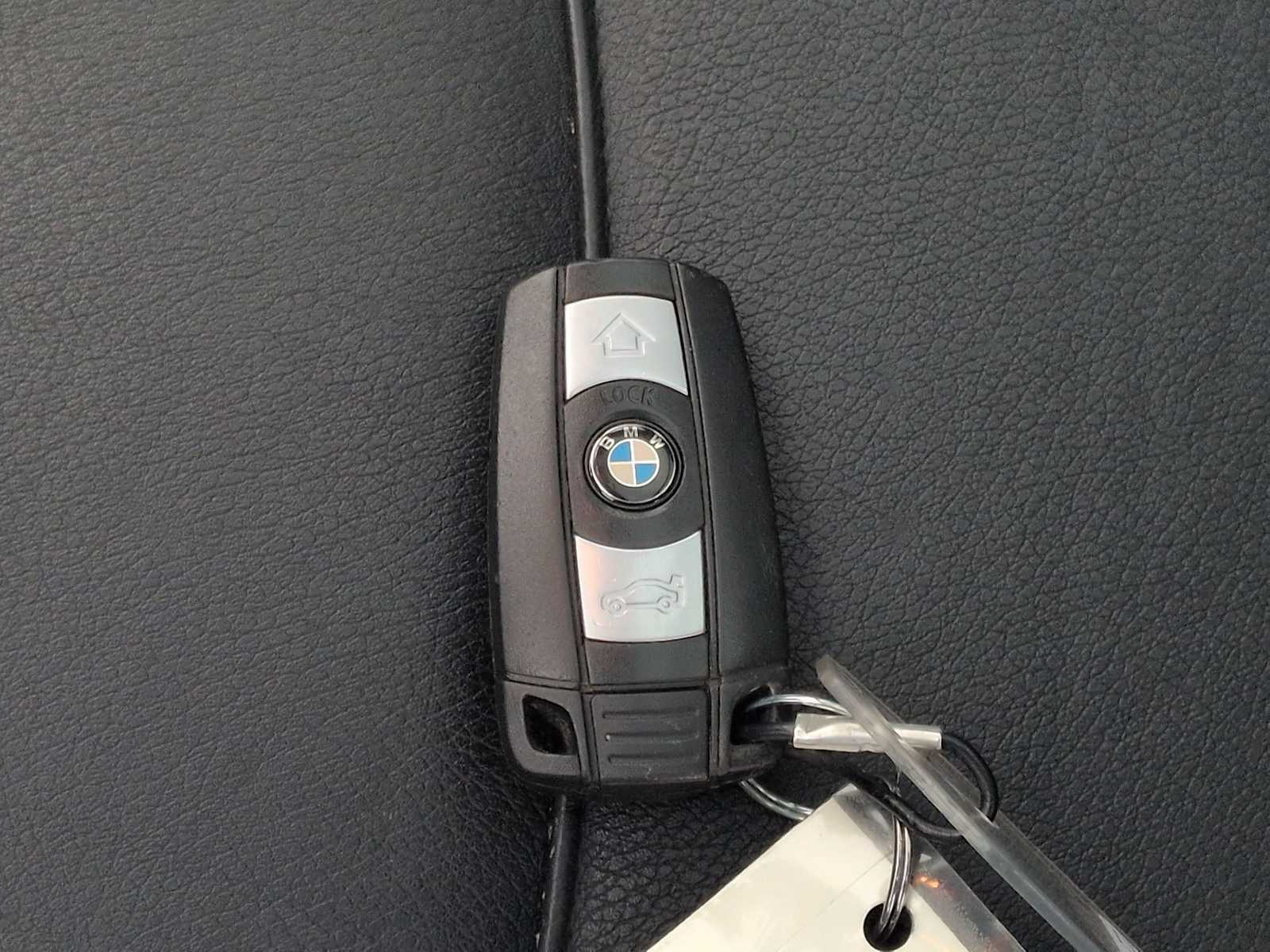 Thumbnail: 2015 BMW X1 - 37