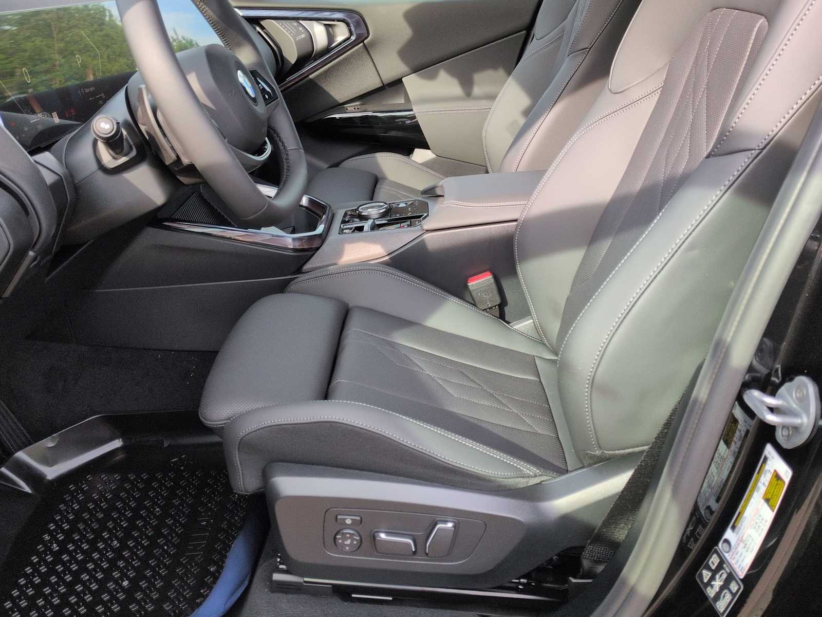 Thumbnail: 2026 BMW X3 - 17