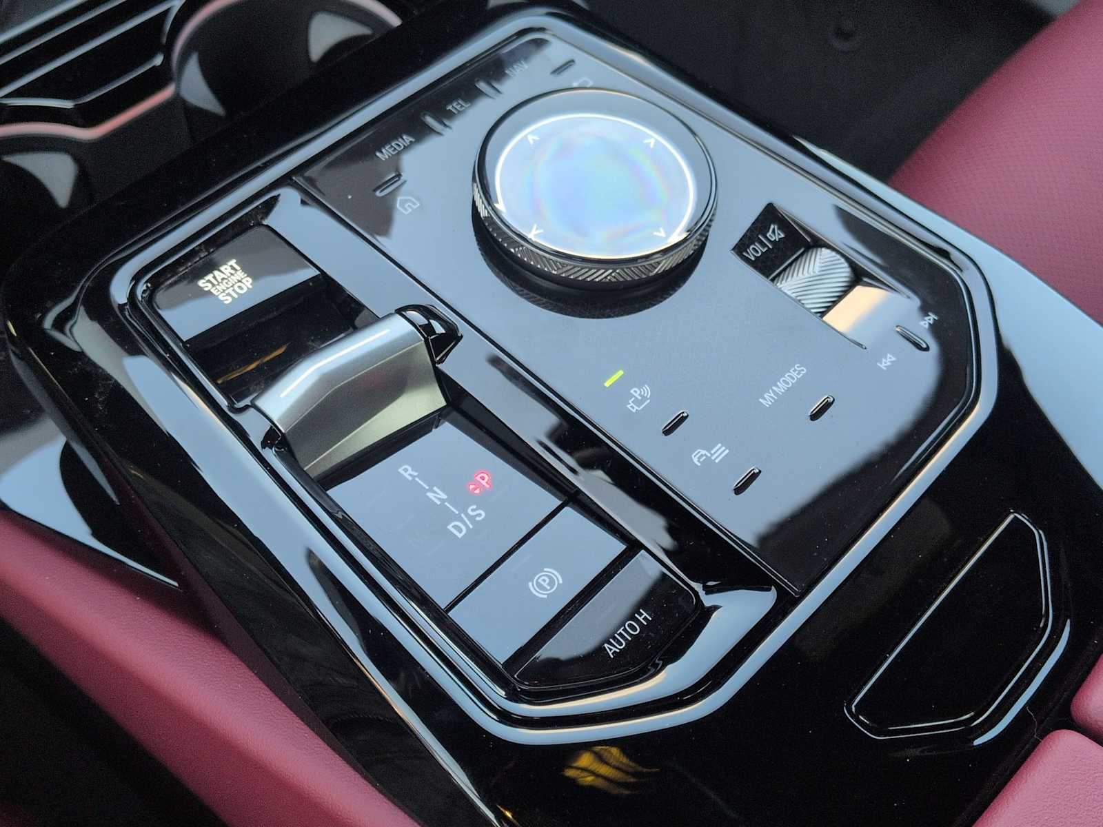 Thumbnail: 2026 BMW 5 Series - 35