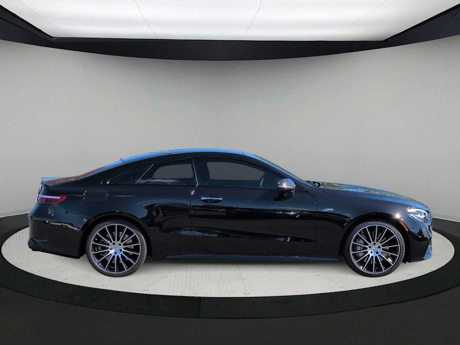 Thumbnail: 2023 Mercedes-Benz E-Class - 9