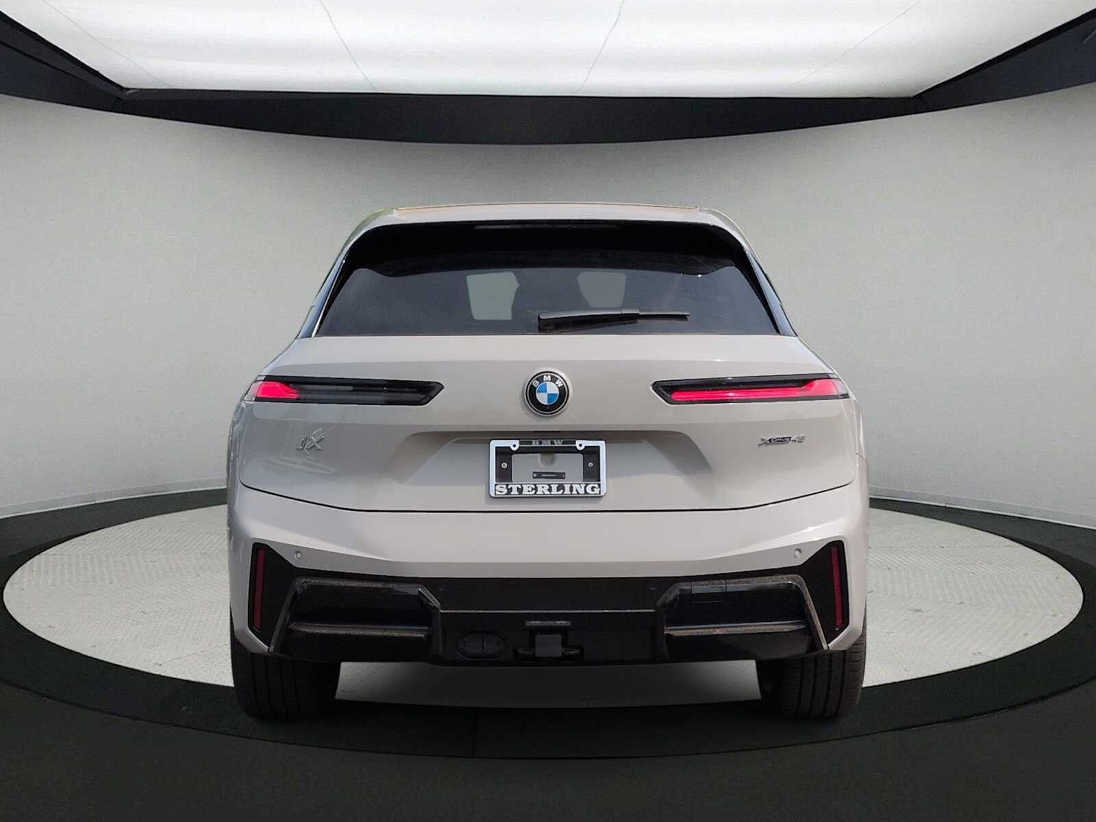 Thumbnail: 2026 BMW iX - 7