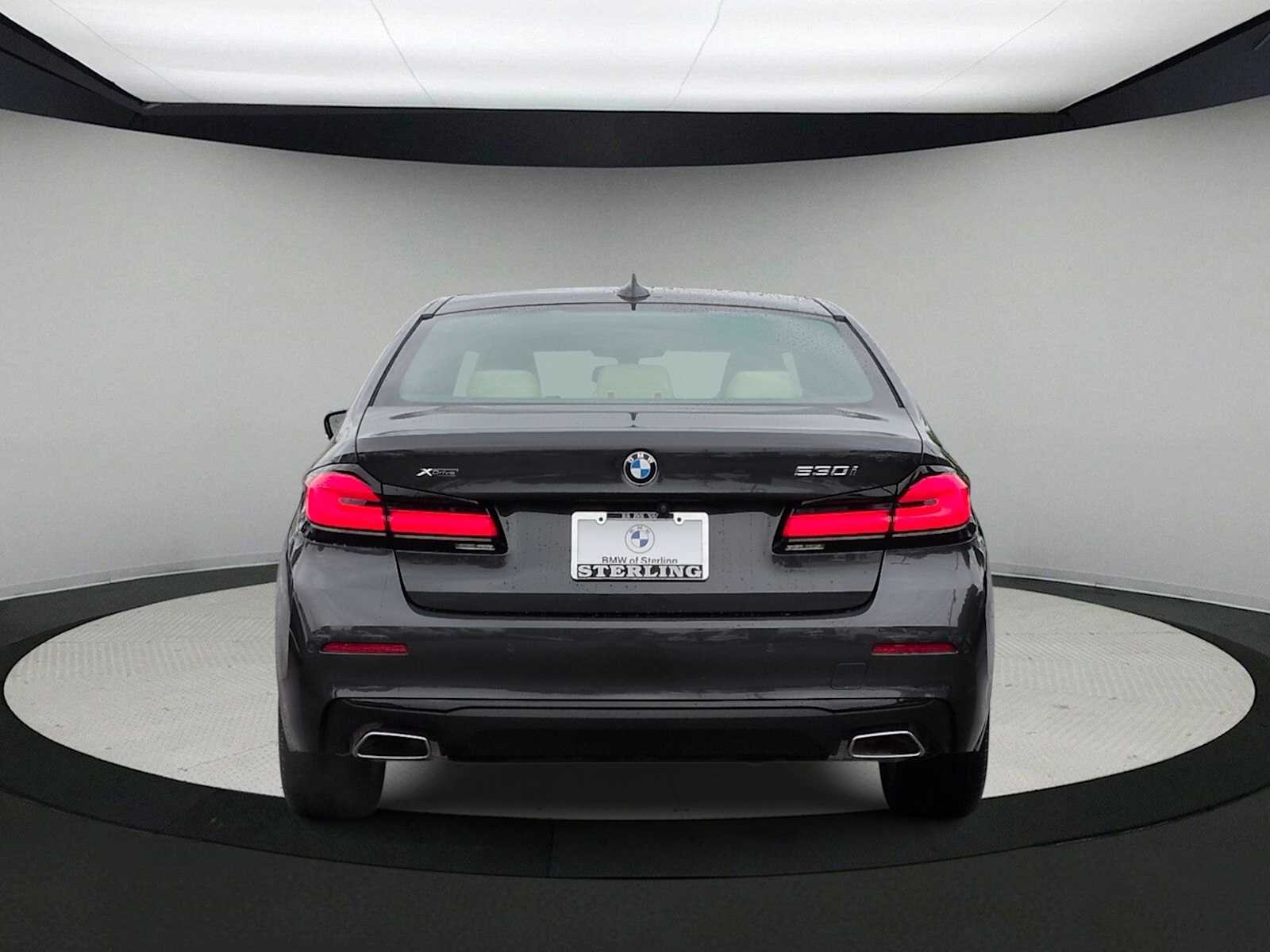 Thumbnail: 2023 BMW 5 Series - 7