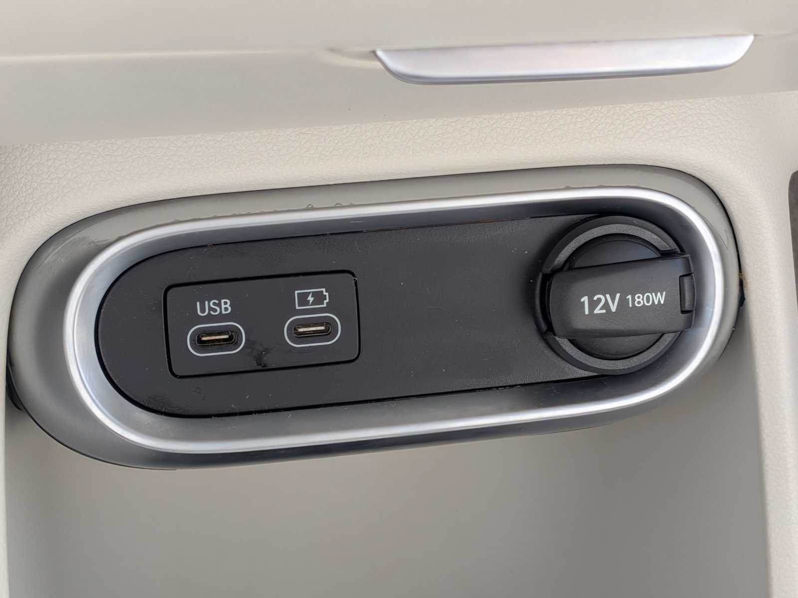 Thumbnail: 2023 Genesis GV60 - 34