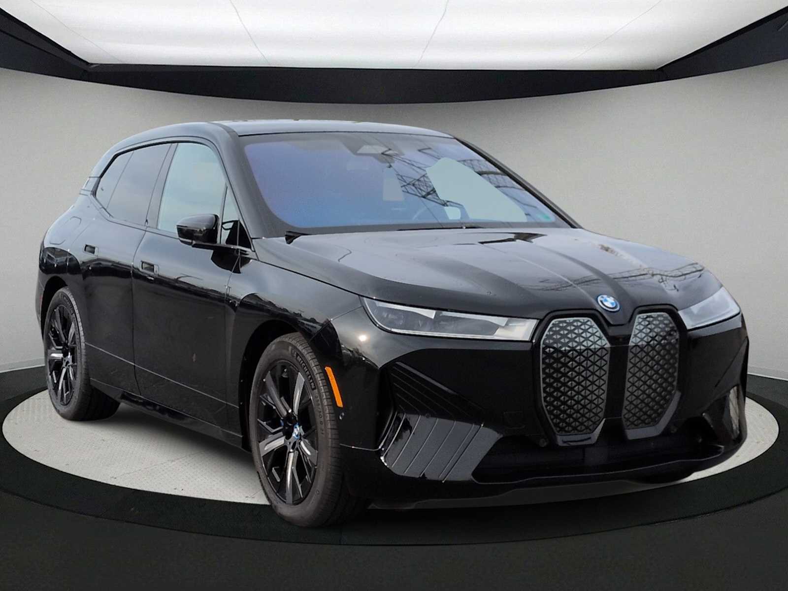 Thumbnail: 2025 BMW iX - 2