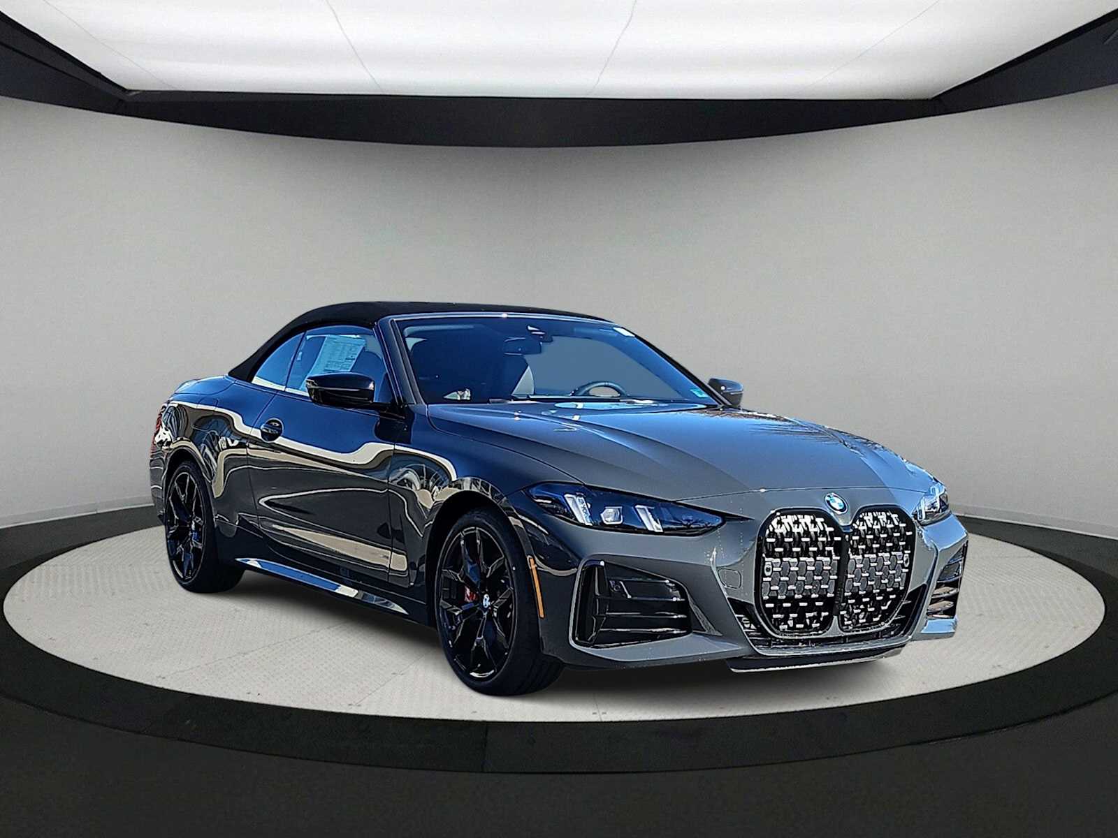 Thumbnail: 2026 BMW 4 Series - 2