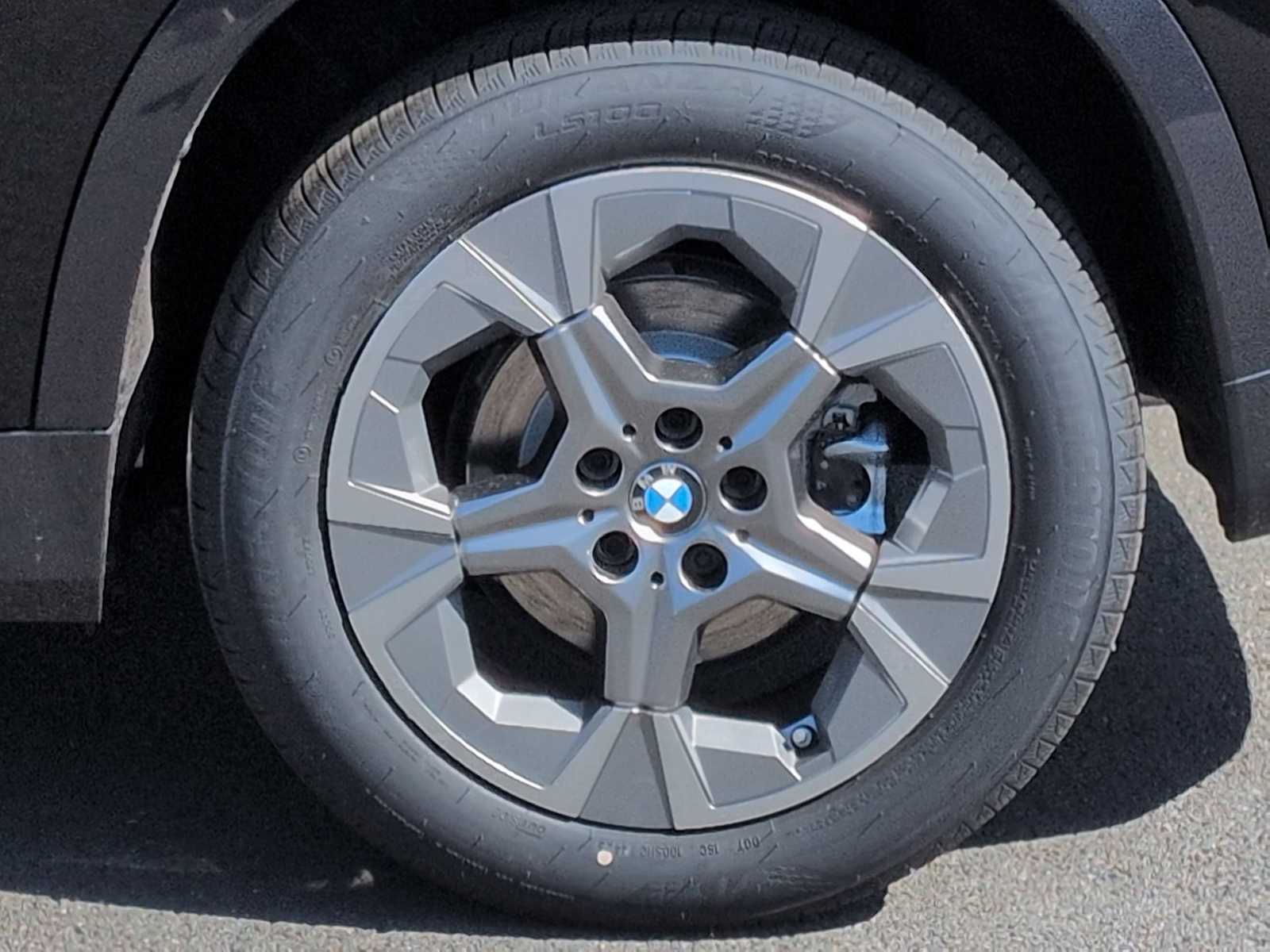 Thumbnail: 2026 BMW X1 - 14