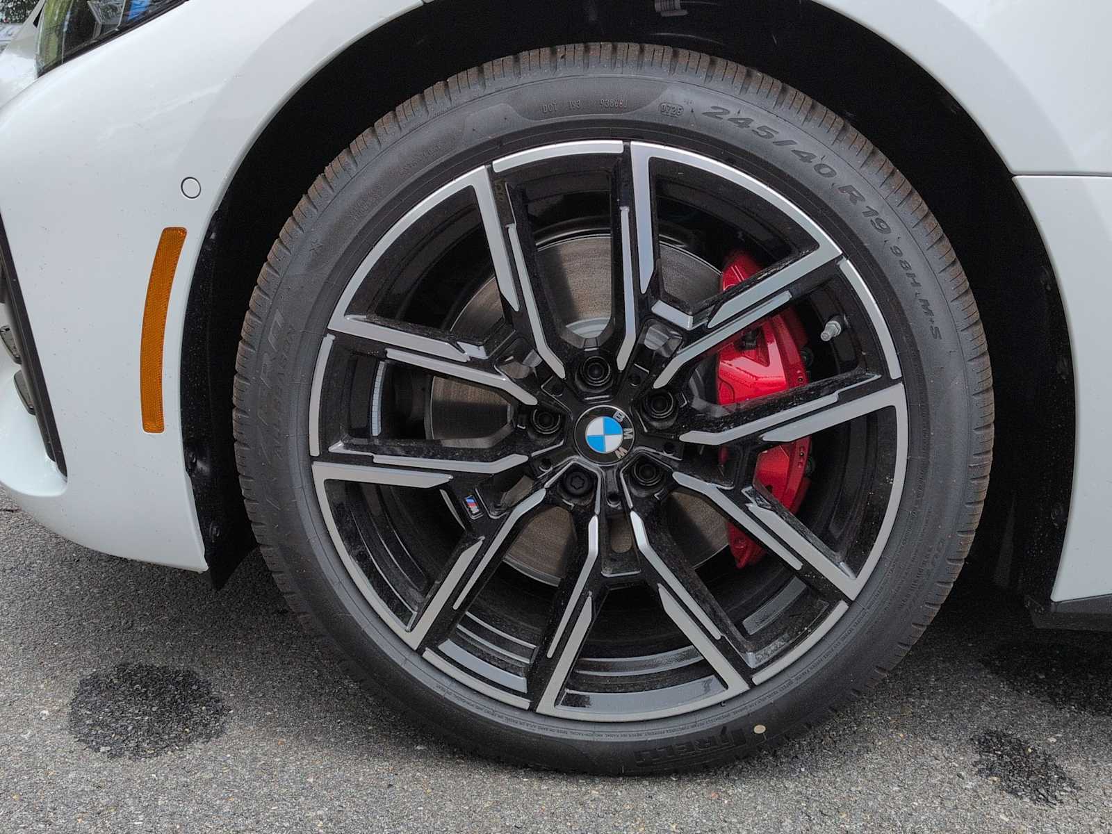 Thumbnail: 2026 BMW i4 - 14