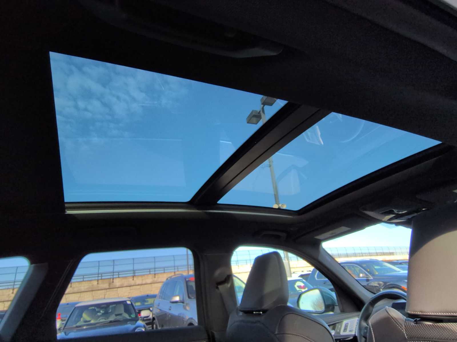 Thumbnail: 2025 BMW X1 - 23