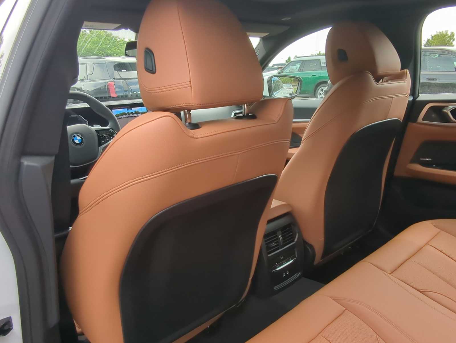 Thumbnail: 2025 BMW 4 Series - 18