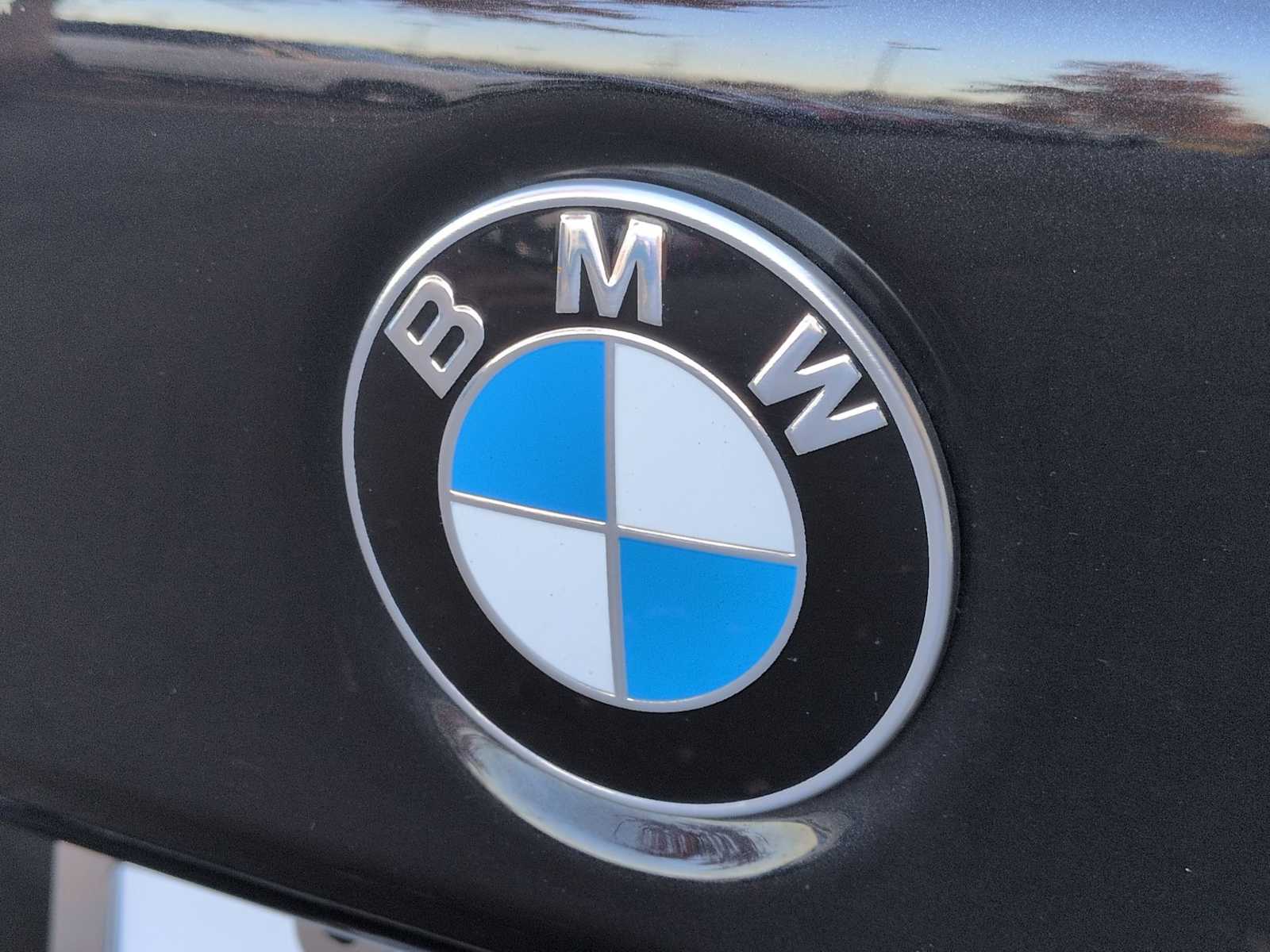 Thumbnail: 2023 BMW 5 Series - 12