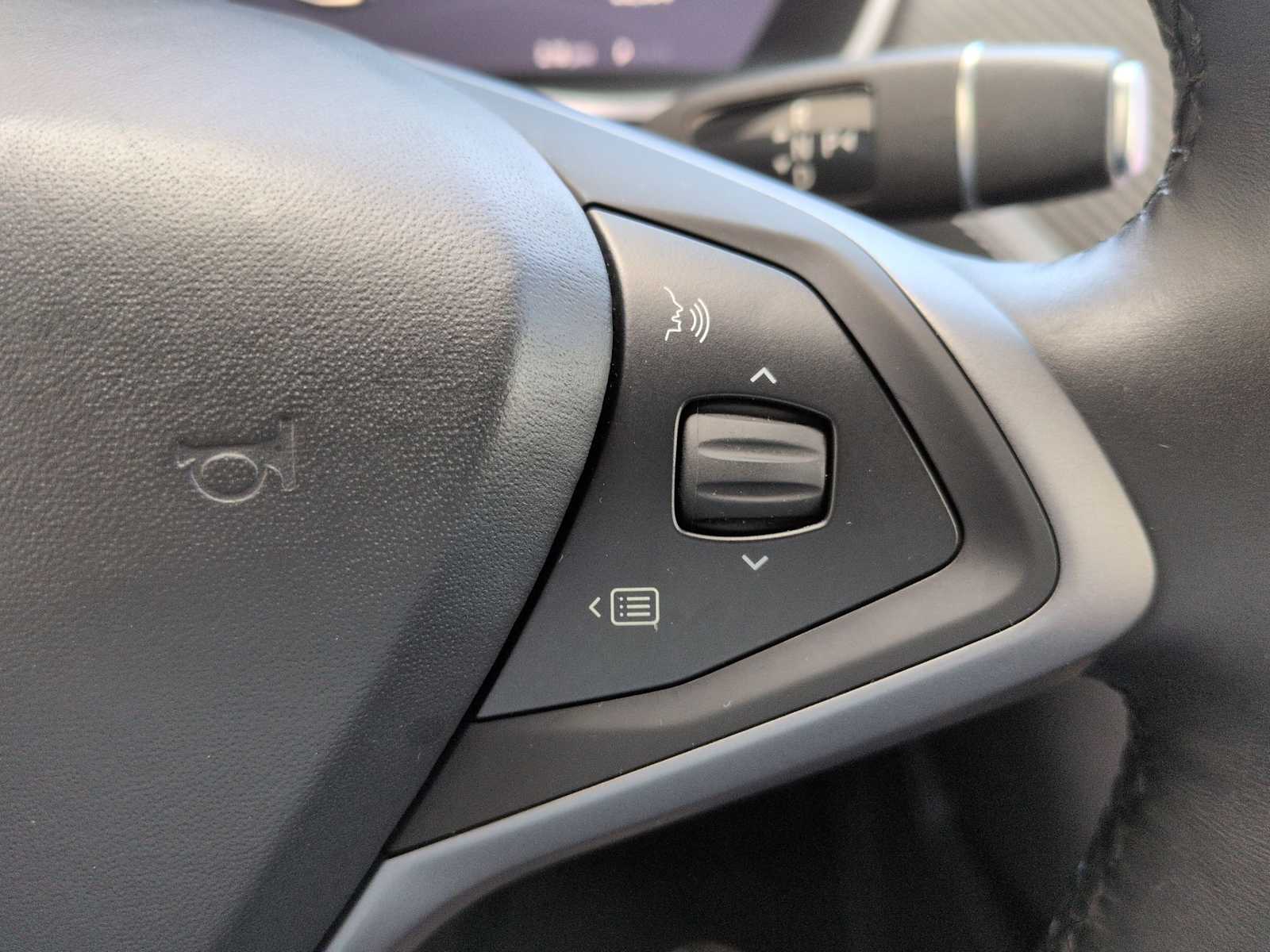 Thumbnail: 2020 Tesla Model S - 27