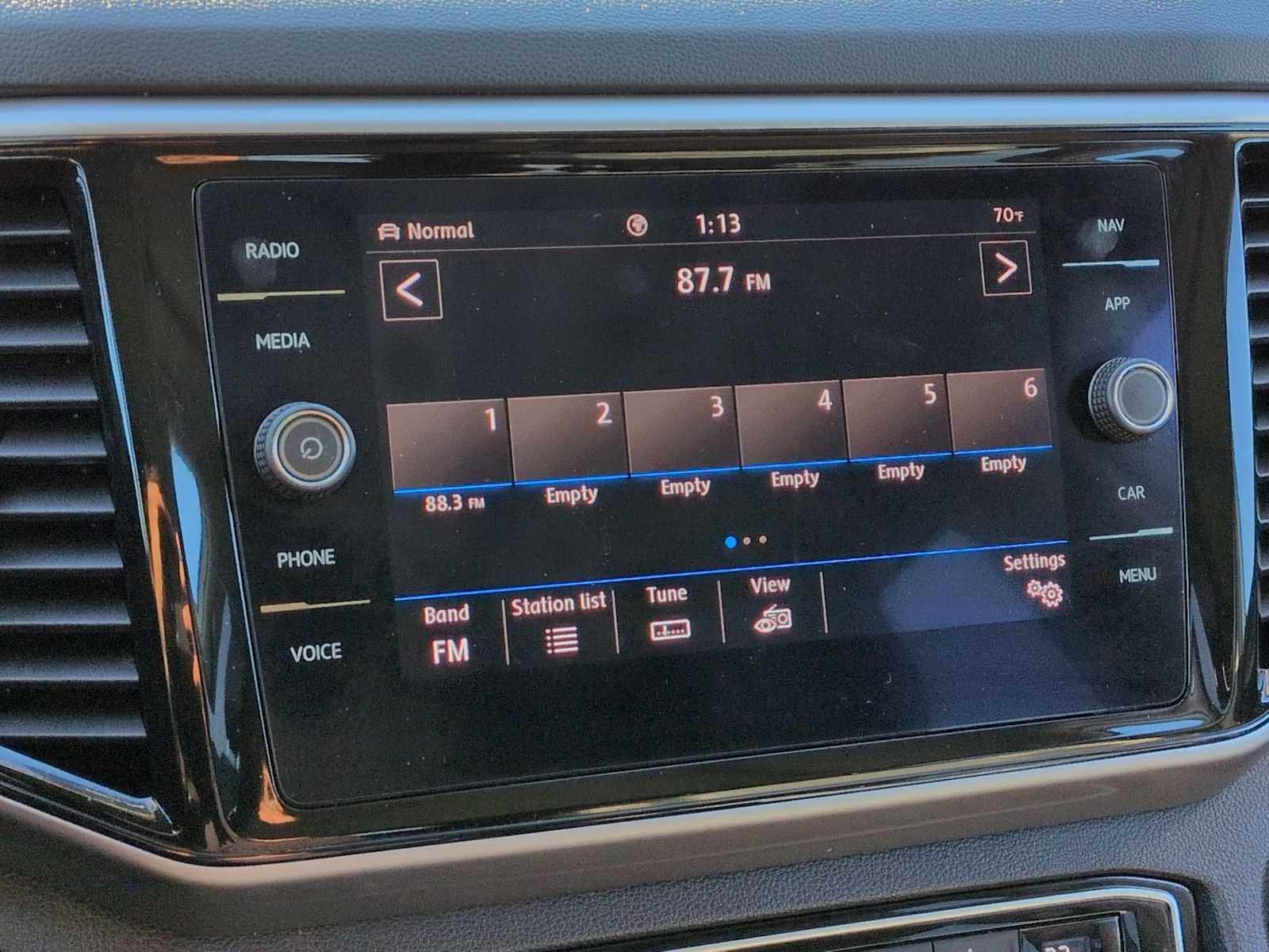 Thumbnail: 2021 Volkswagen Atlas - 30