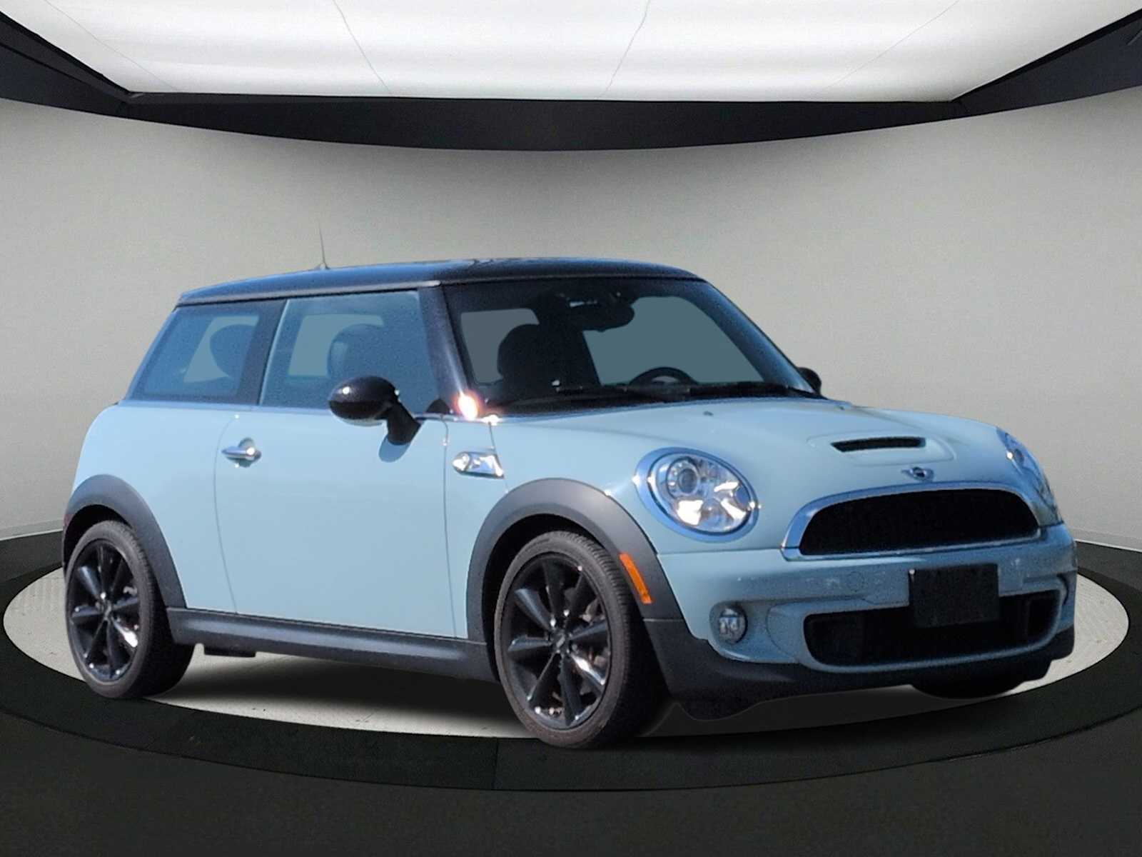 Thumbnail: 2013 MINI Cooper Hardtop - 2