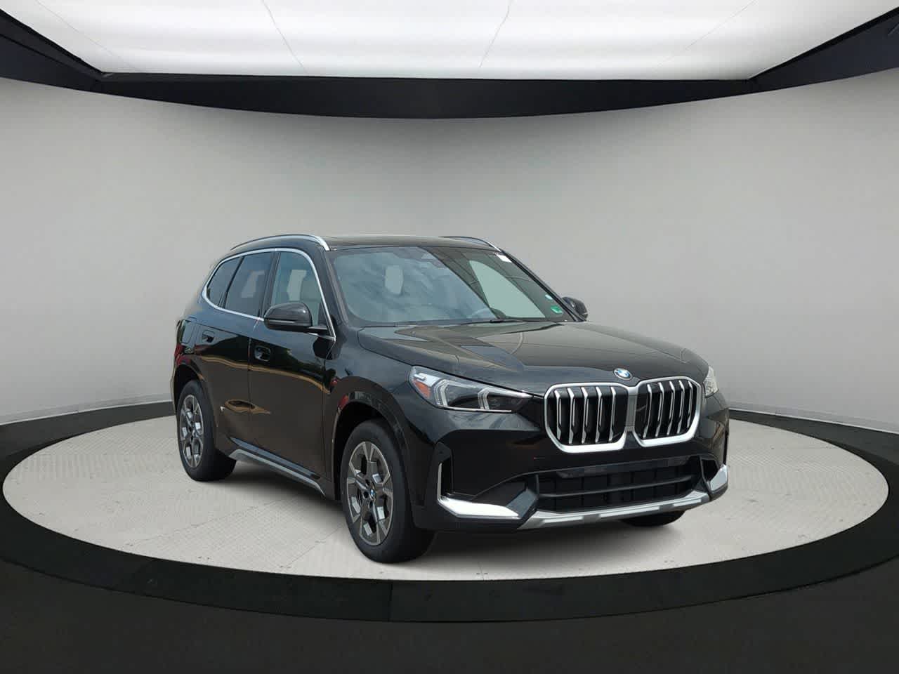 Thumbnail: 2025 BMW X1 - 2