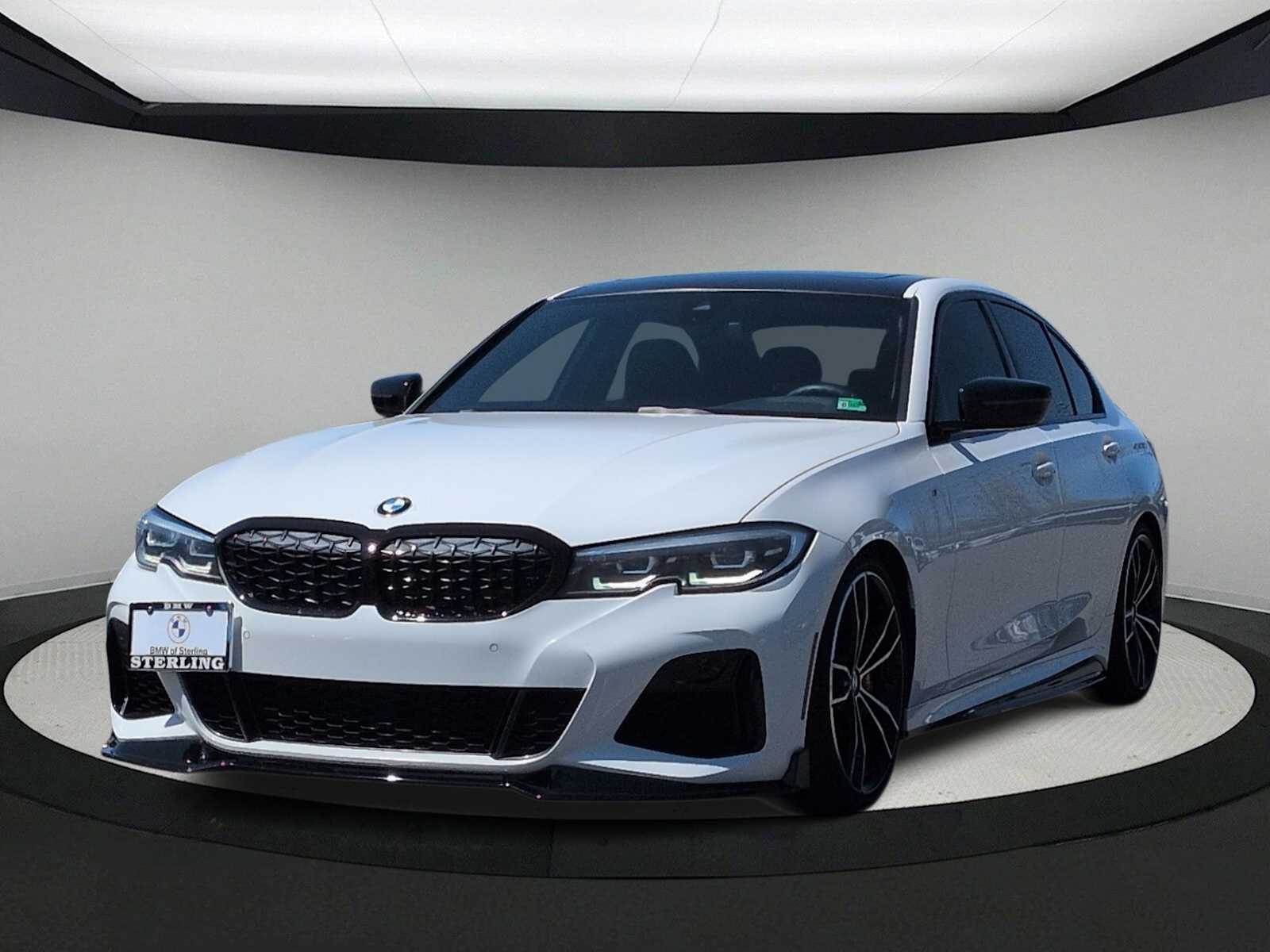 Thumbnail: 2021 BMW 3 Series - 4