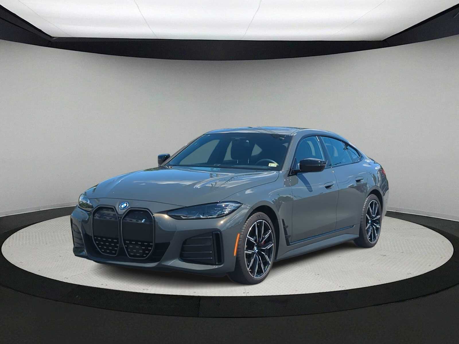 Thumbnail: 2024 BMW i4 - 4