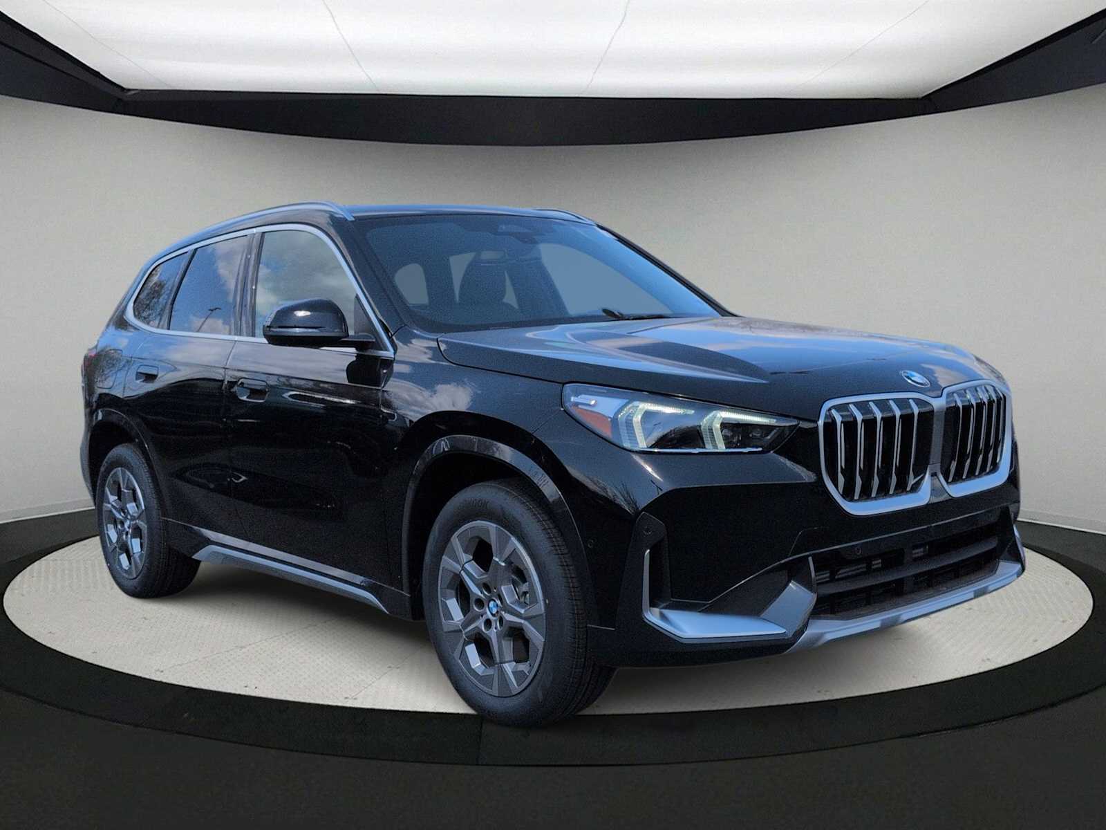 Thumbnail: 2026 BMW X1 - 2