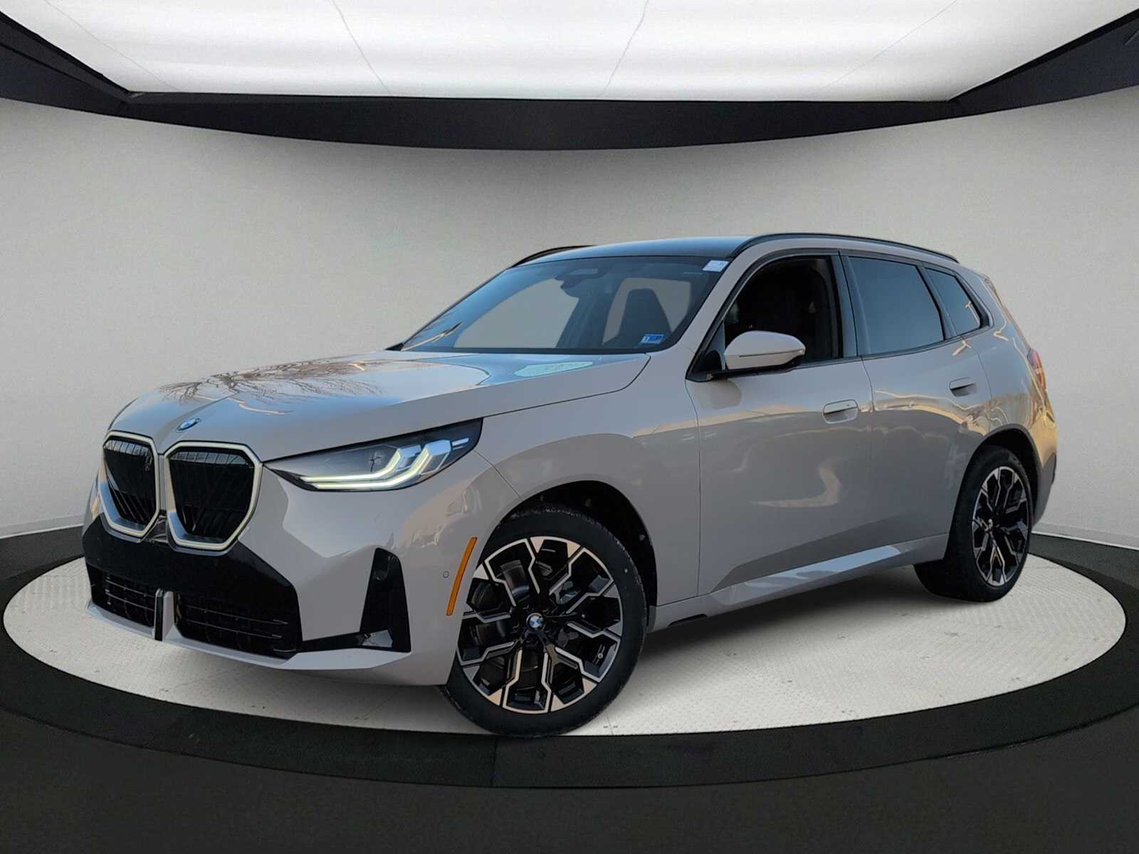 Thumbnail: 2026 BMW X3 - 1