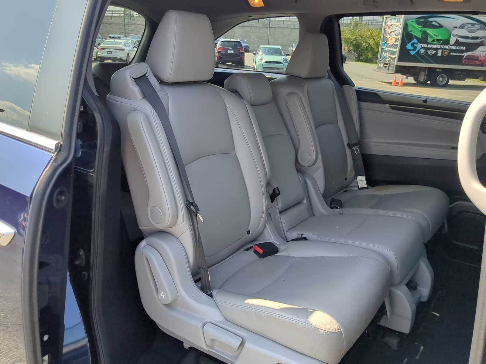 Thumbnail: 2018 Honda Odyssey - 21