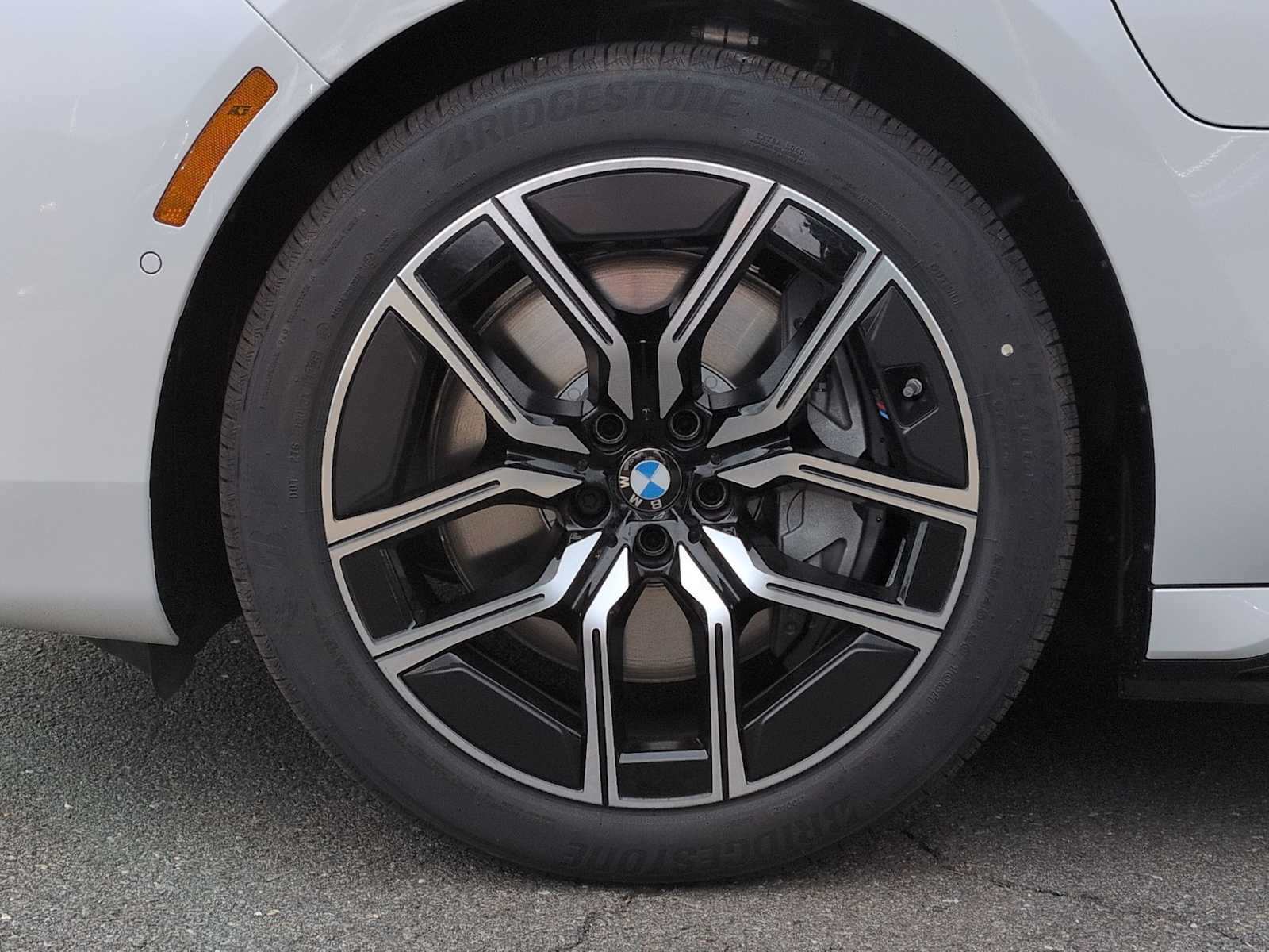 Thumbnail: 2026 BMW 7 Series - 14