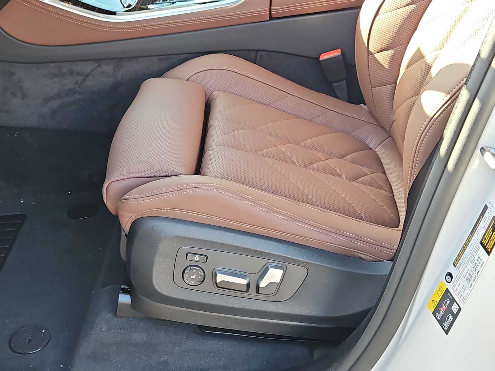 Thumbnail: 2026 BMW X5 - 18