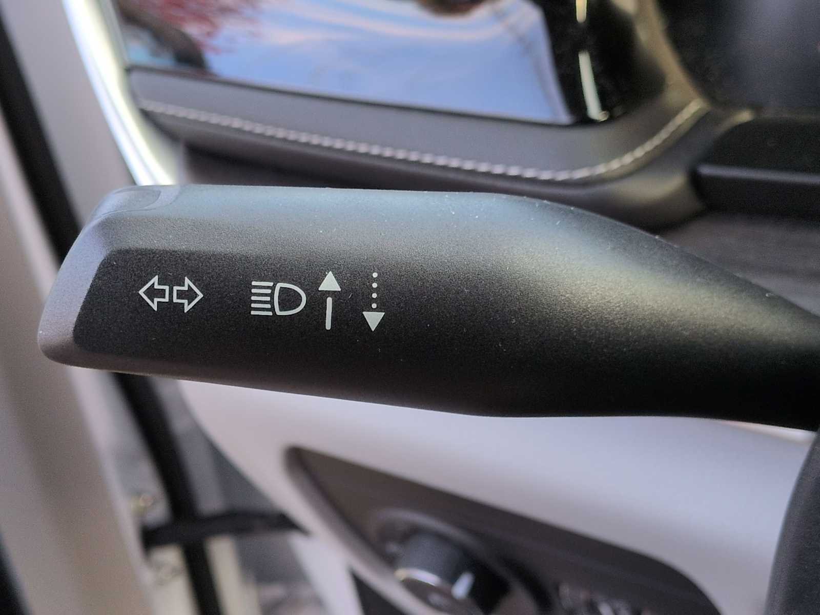 Thumbnail: 2023 Jeep Grand Cherokee - 29