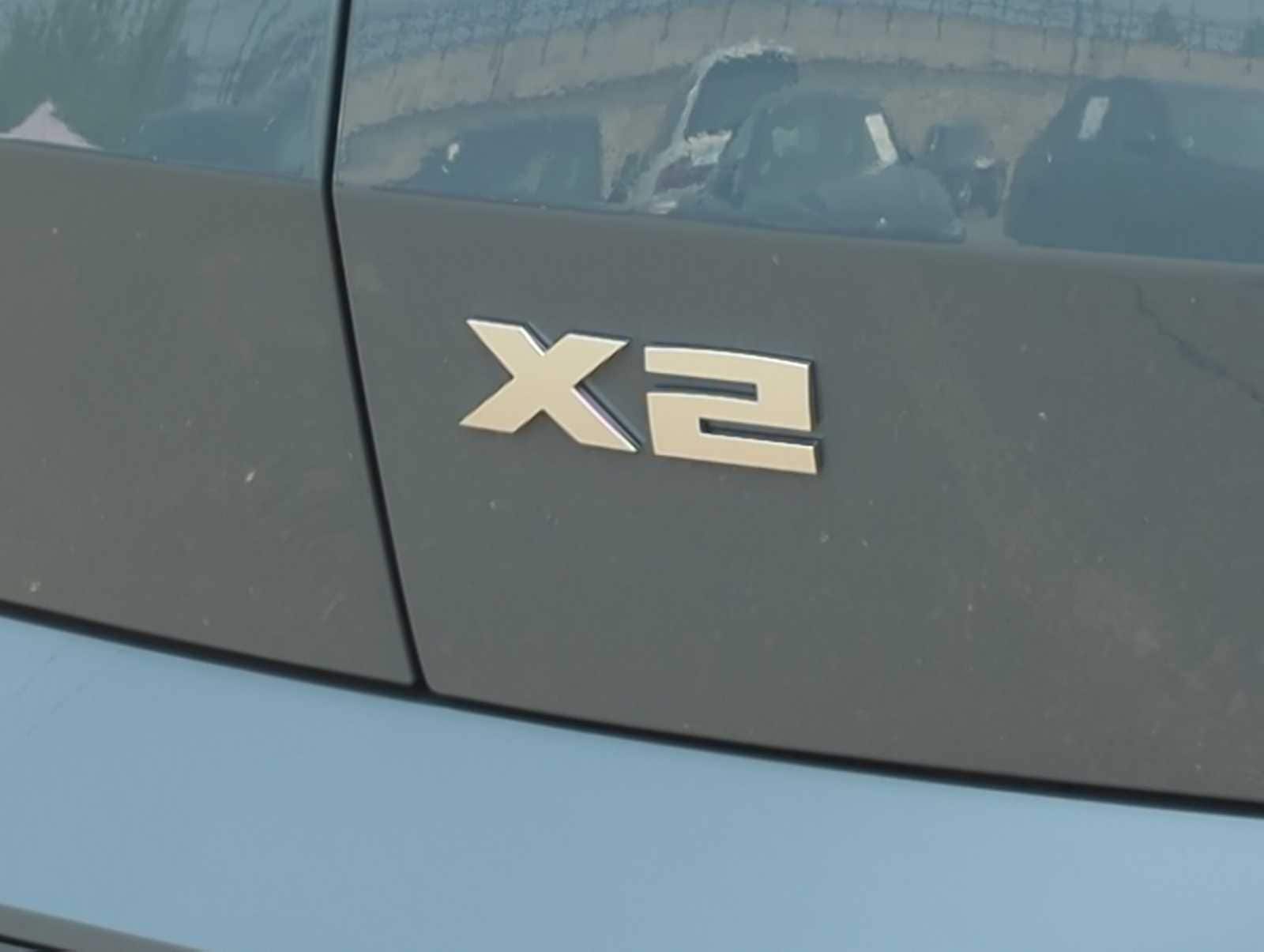 2025 BMW X2 M35i 4