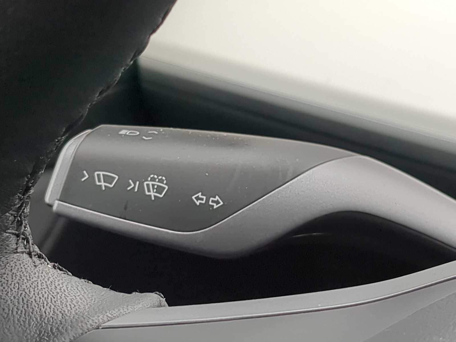 Thumbnail: 2023 Tesla Model Y - 27