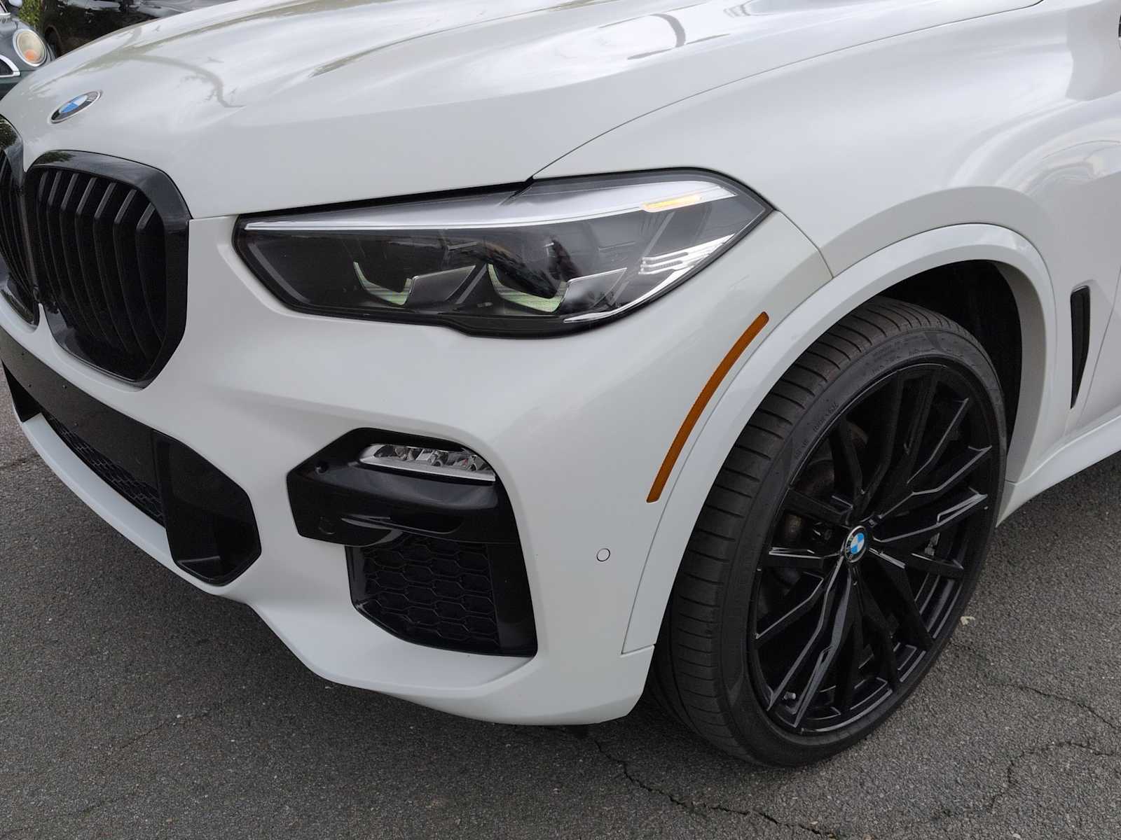 Thumbnail: 2021 BMW X5 - 11