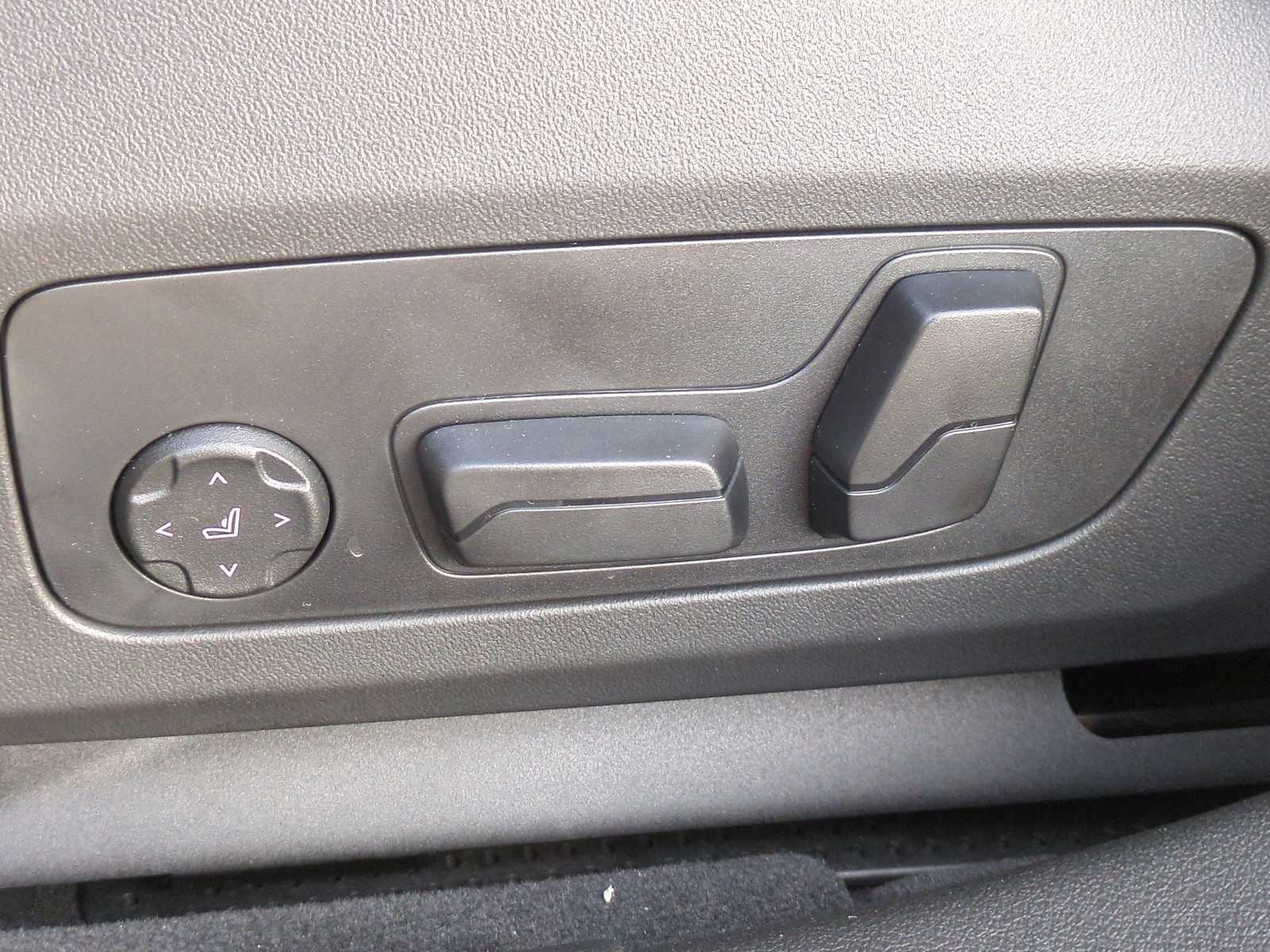 Thumbnail: 2025 BMW 2 Series - 18