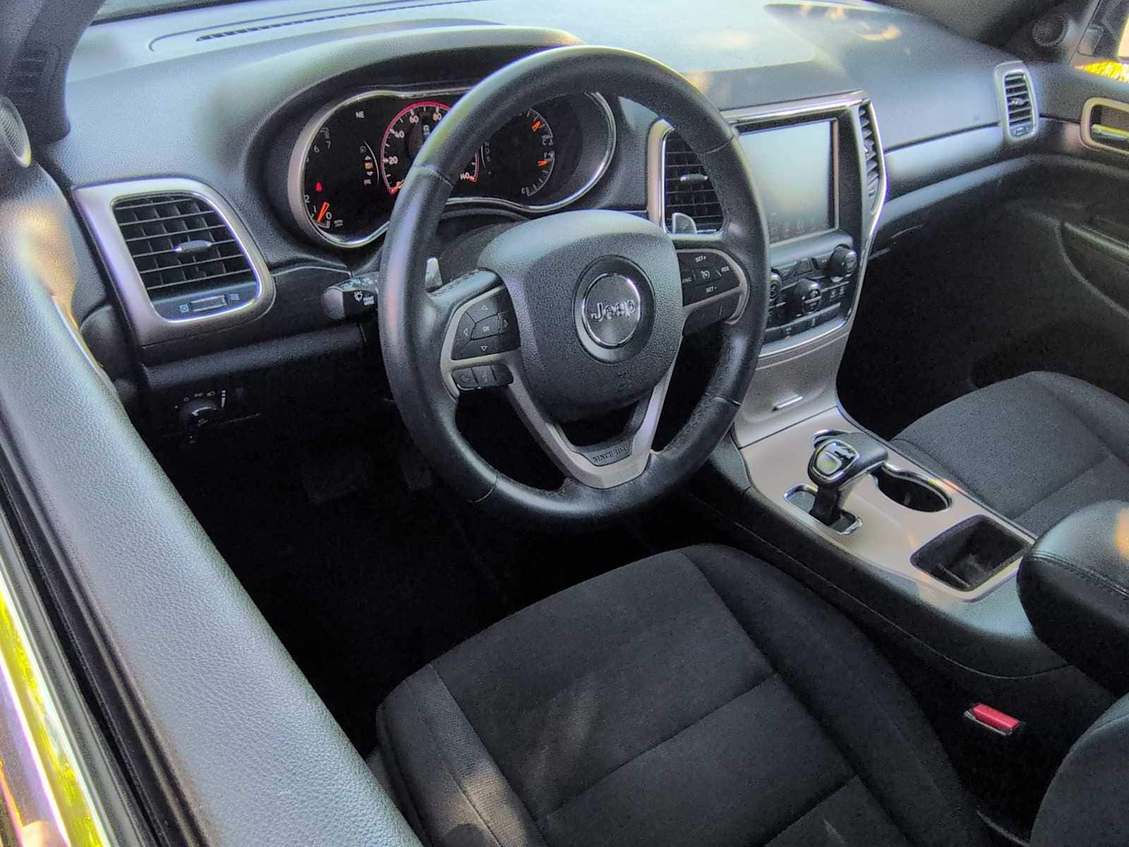 Thumbnail: 2014 Jeep Grand Cherokee - 10