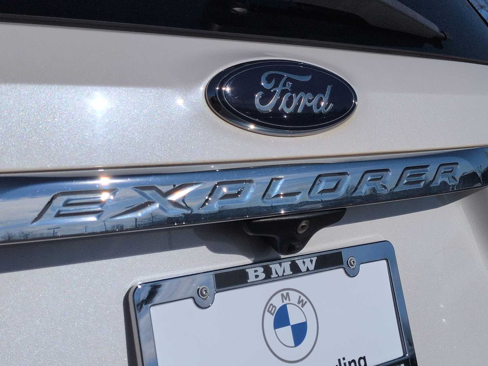 Thumbnail: 2016 Ford Explorer - 13