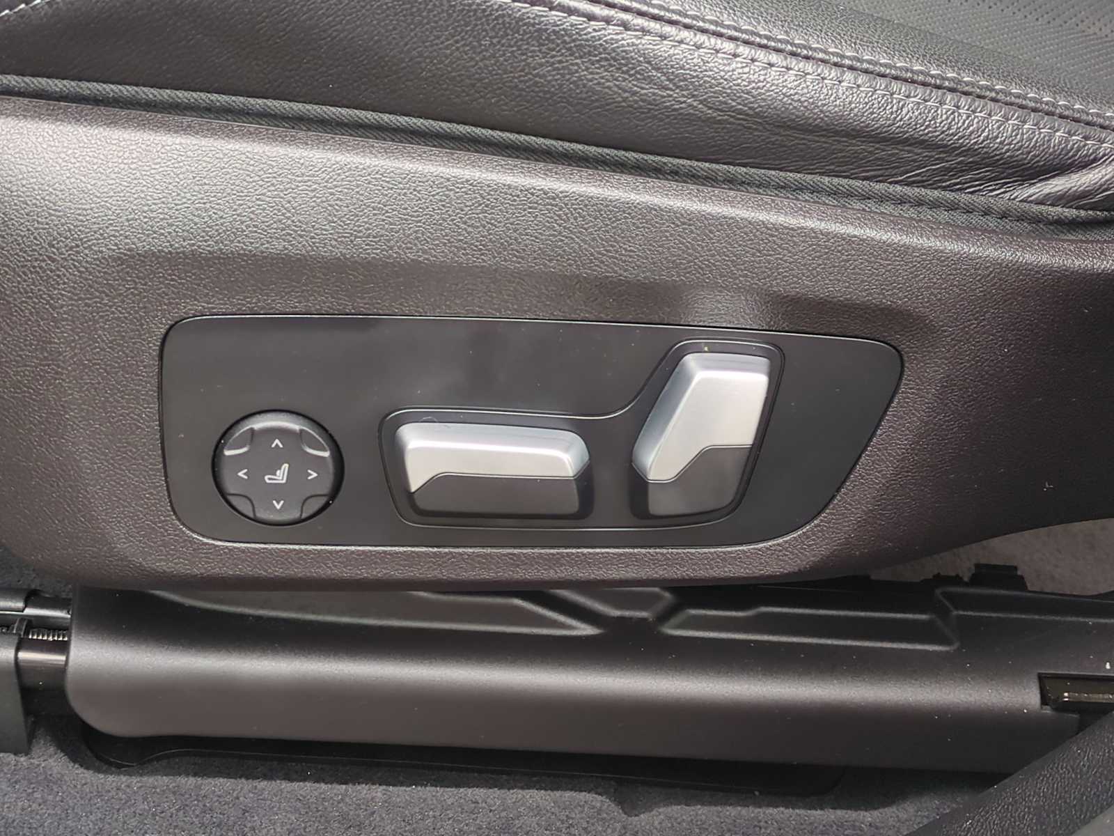 Thumbnail: 2023 BMW X3 - 17