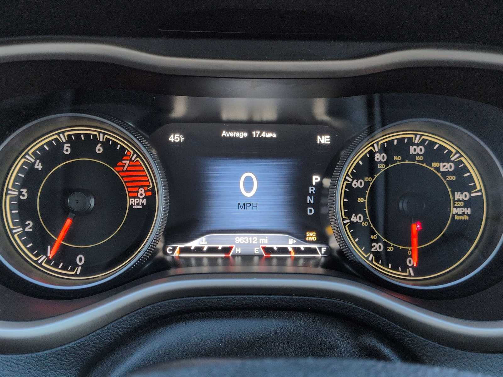 Thumbnail: 2016 Jeep Cherokee - 36