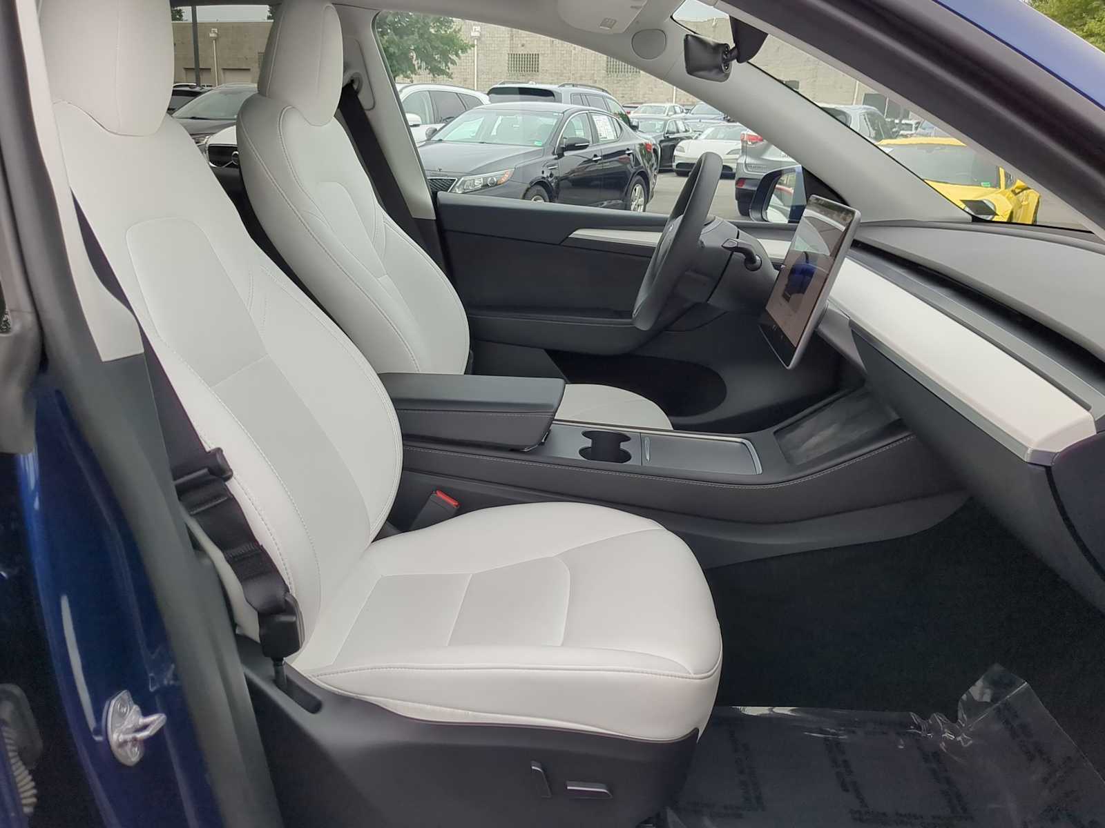 Thumbnail: 2023 Tesla Model Y - 23