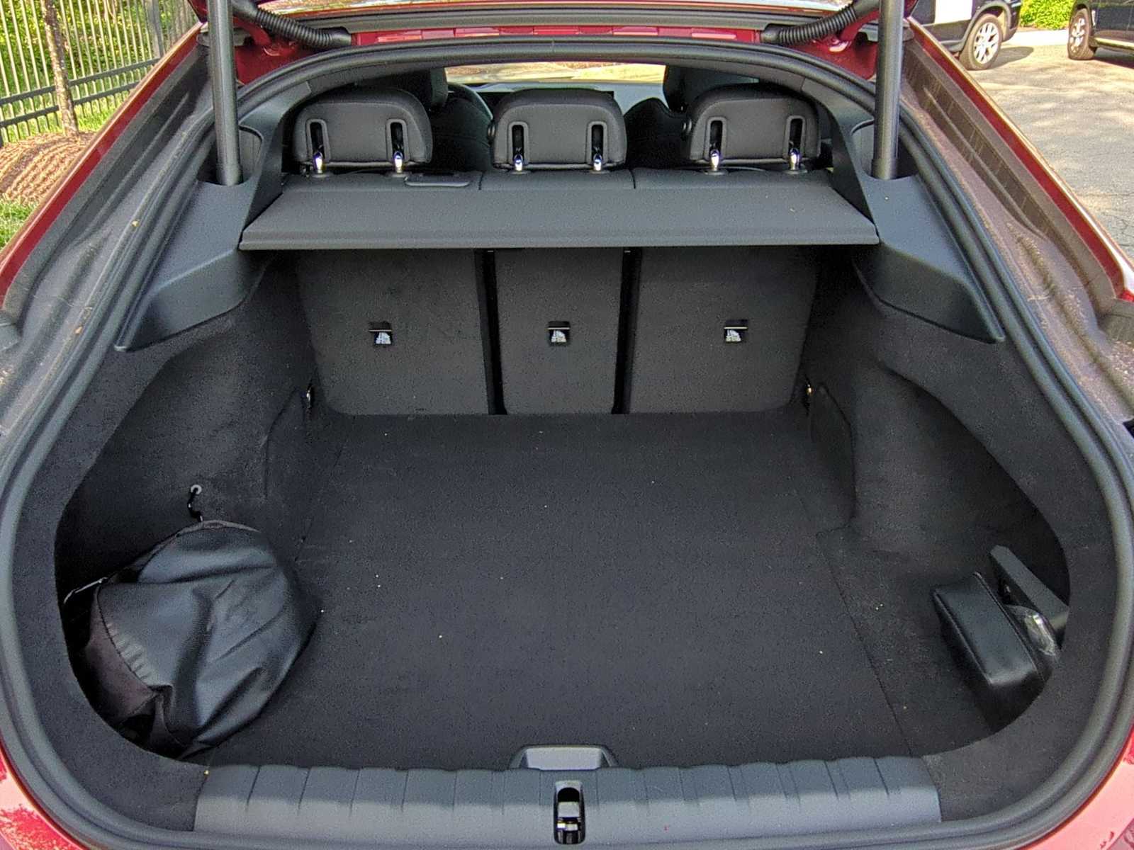 Thumbnail: 2025 BMW i4 - 37