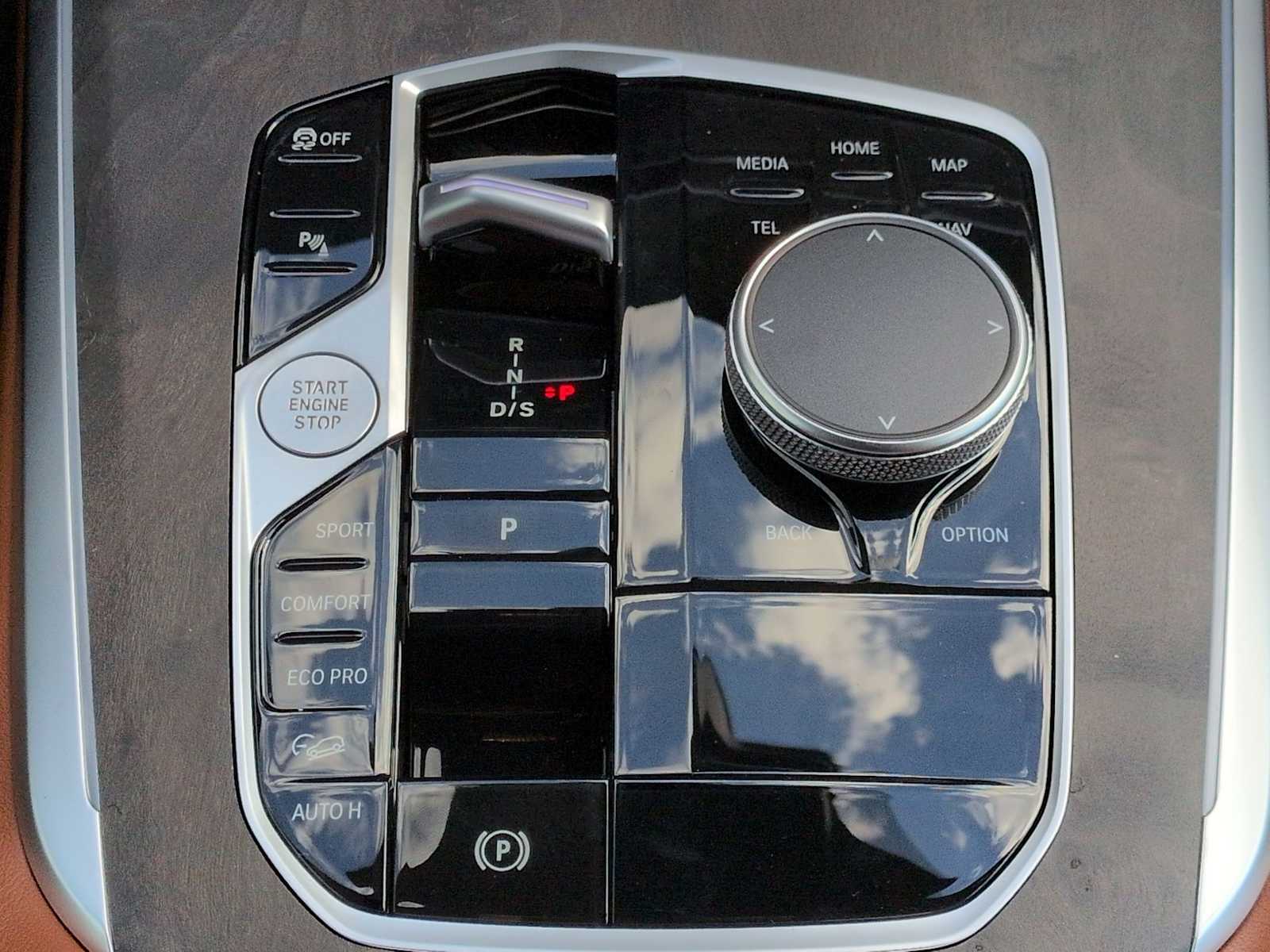 Thumbnail: 2026 BMW X5 - 35