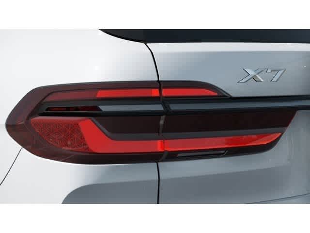 Thumbnail: 2026 BMW X7 - 8