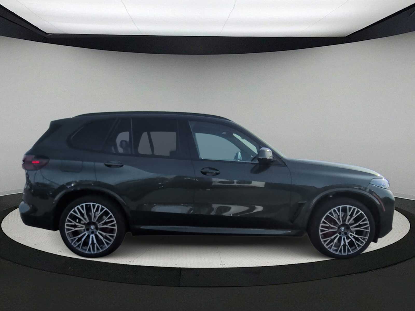 Thumbnail: 2026 BMW X5 - 9