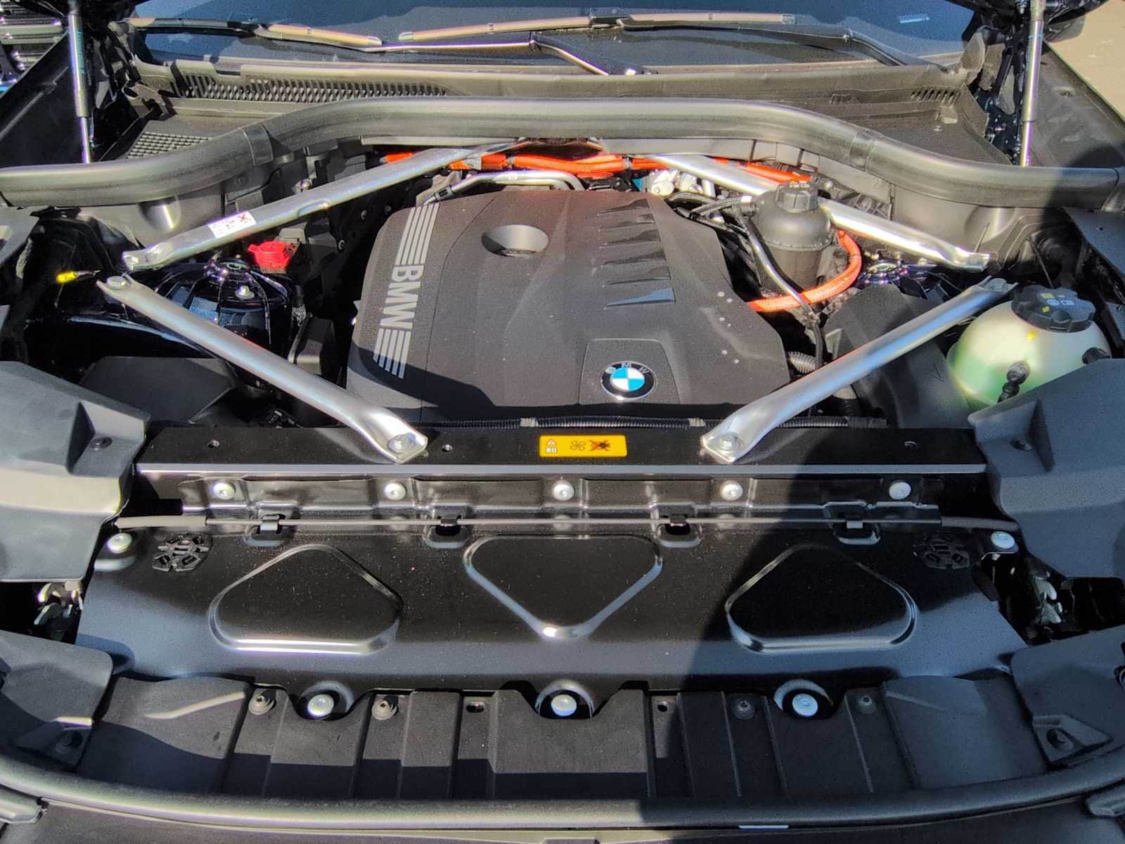 Thumbnail: 2026 BMW X5 - 14