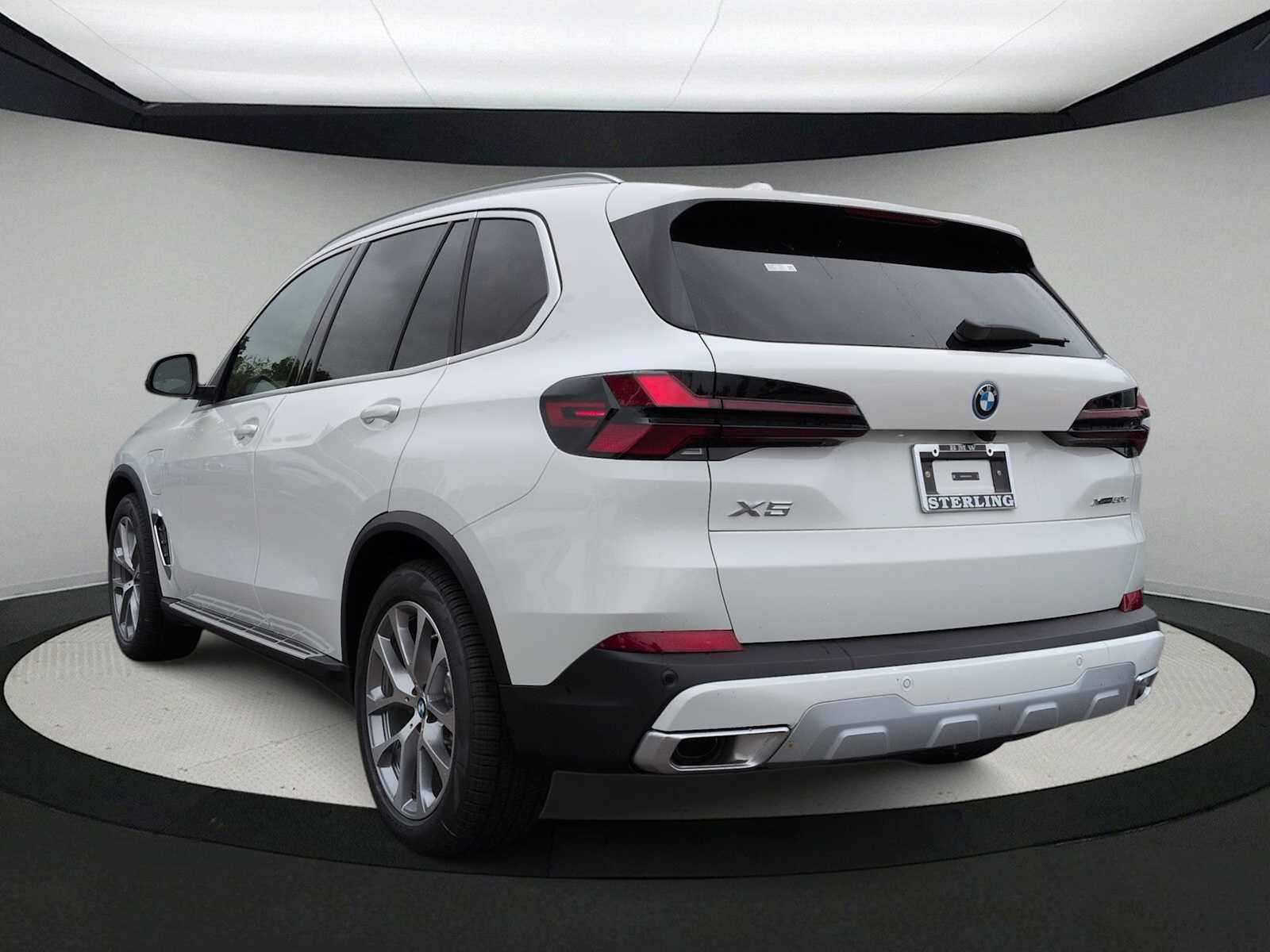 Thumbnail: 2026 BMW X5 - 6