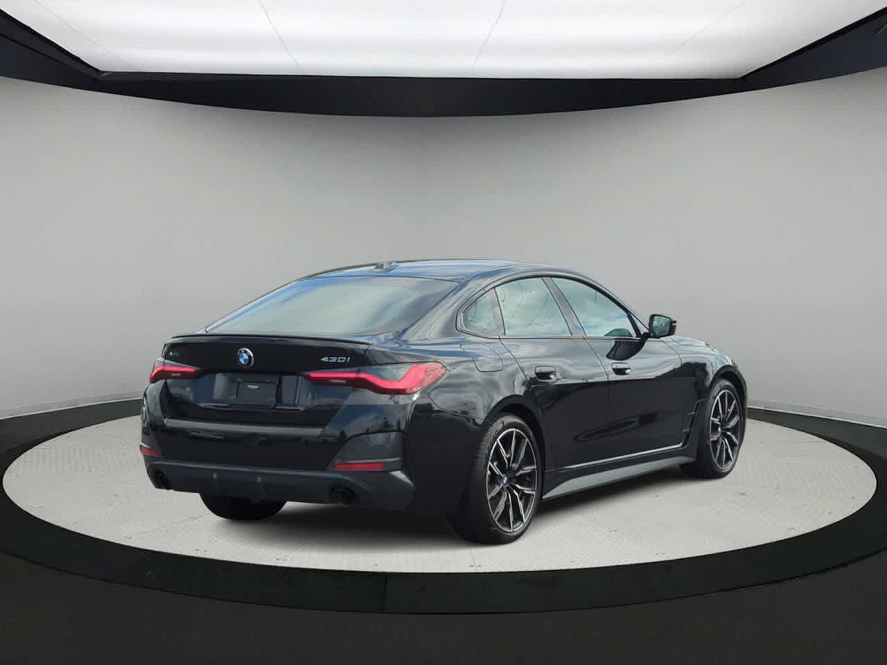 Thumbnail: 2024 BMW 4 Series - 8