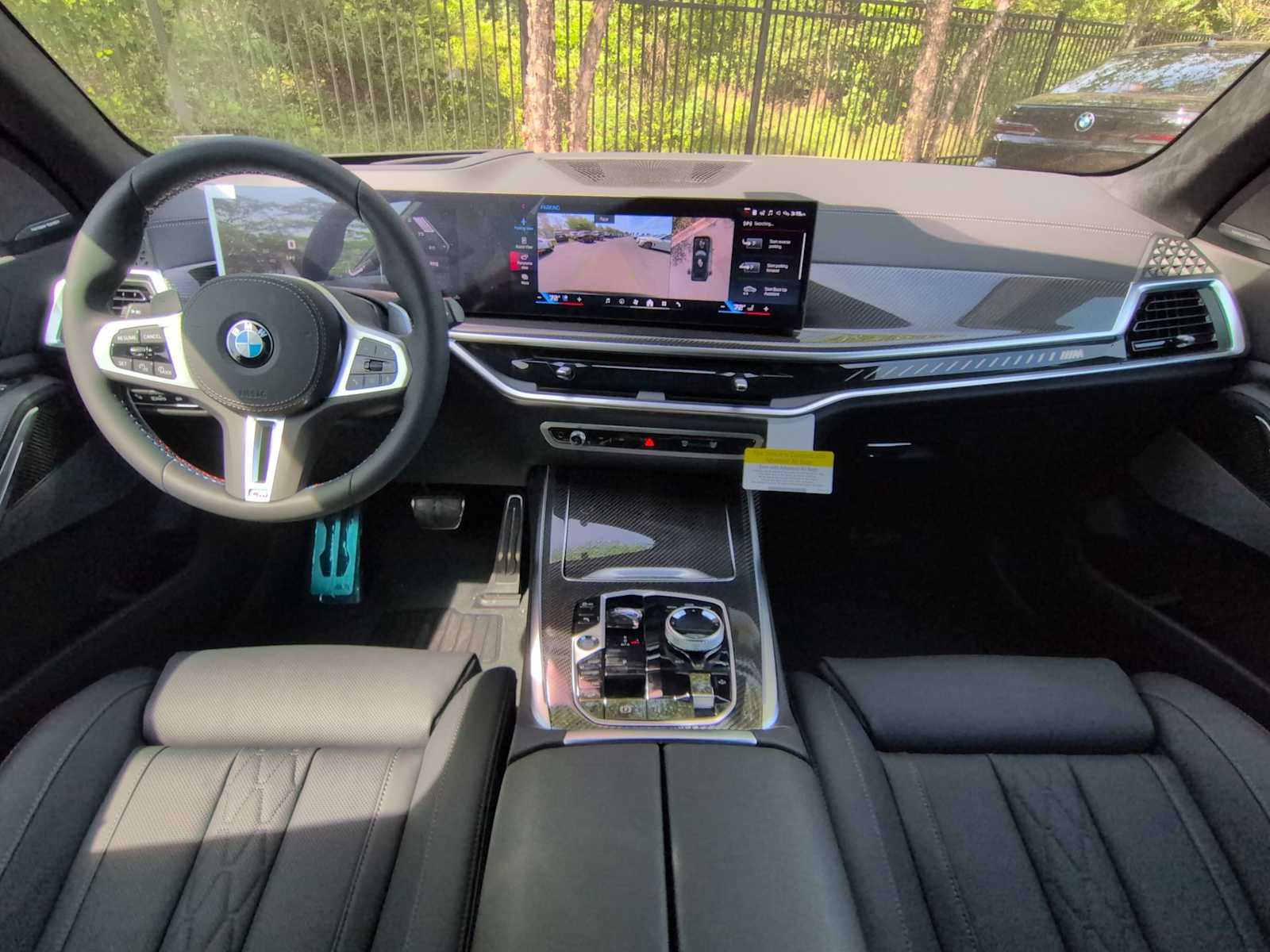 Thumbnail: 2027 BMW X7 - 16