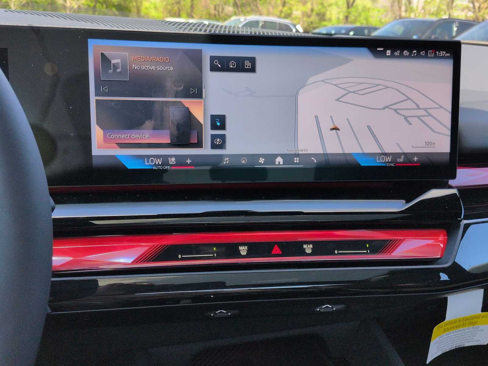 Thumbnail: 2026 BMW i5 - 30