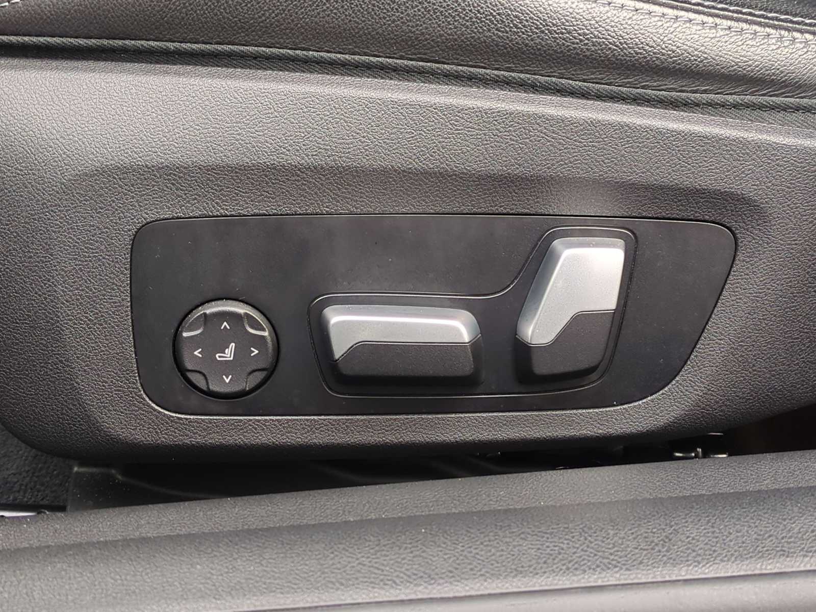 Thumbnail: 2023 BMW 4 Series - 19