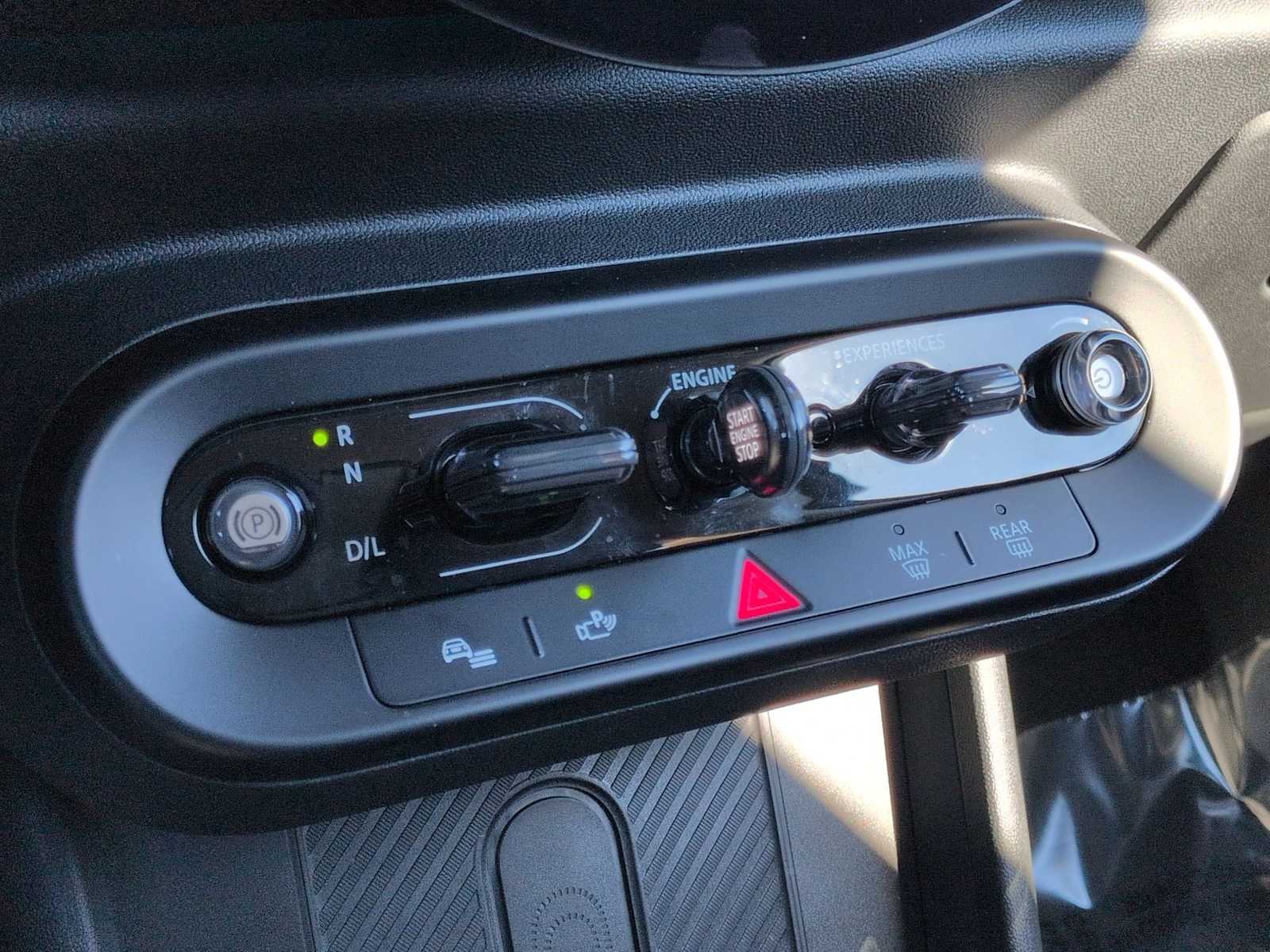 Thumbnail: 2025 MINI Cooper Hardtop - 33