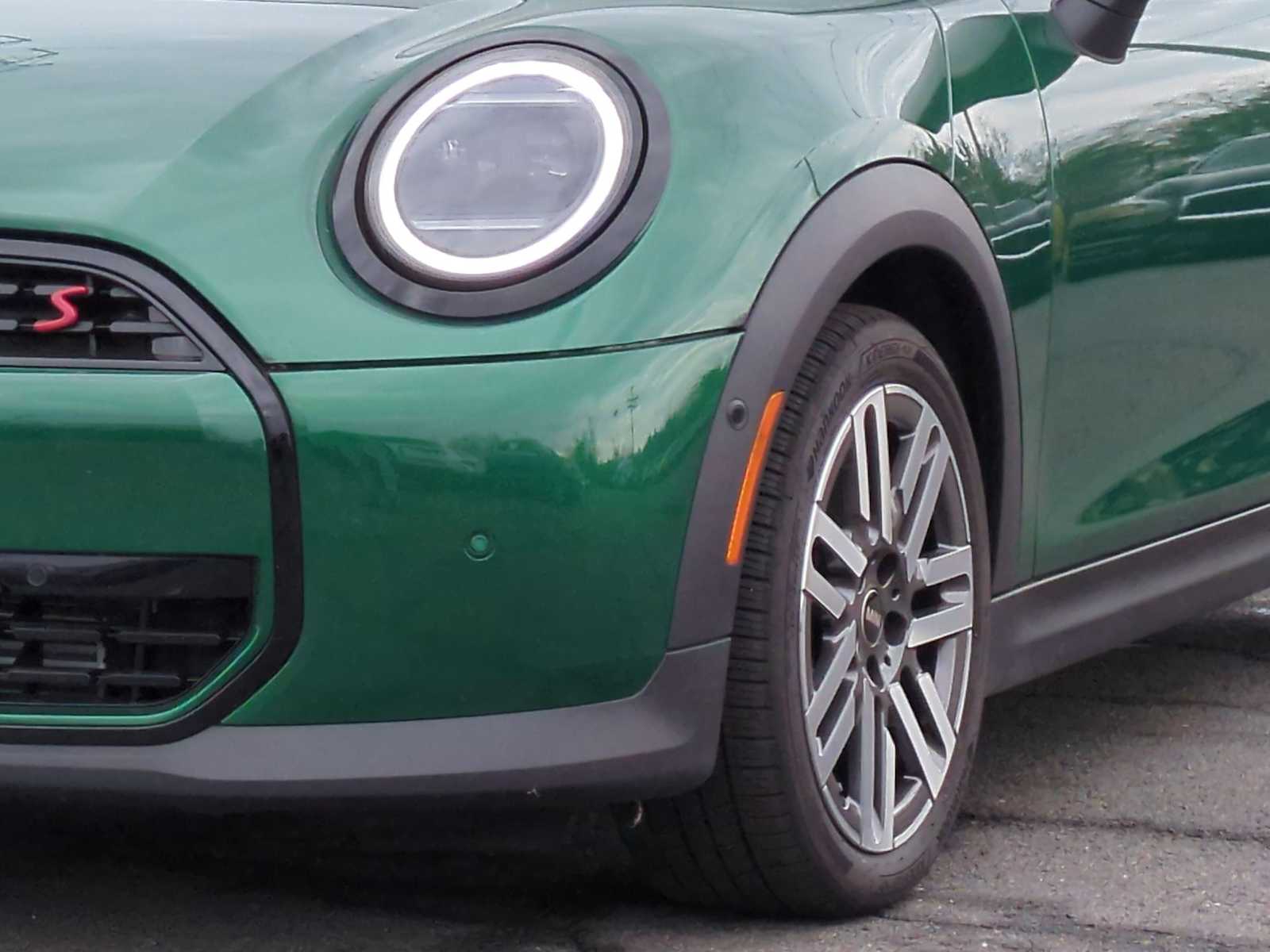 Thumbnail: 2025 MINI Cooper Hardtop - 11